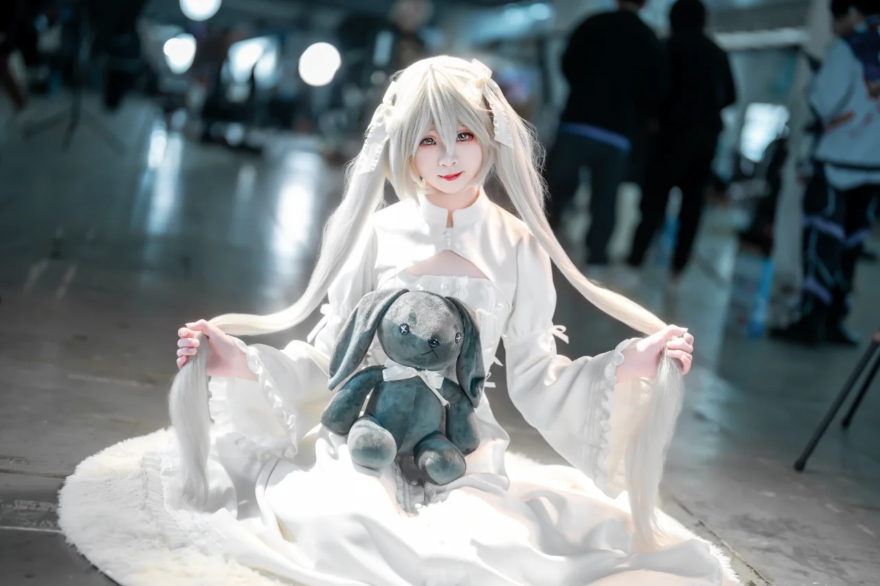 【春日野穹cos】缘之空，银发白裙的漫展定格 - 第 3 张