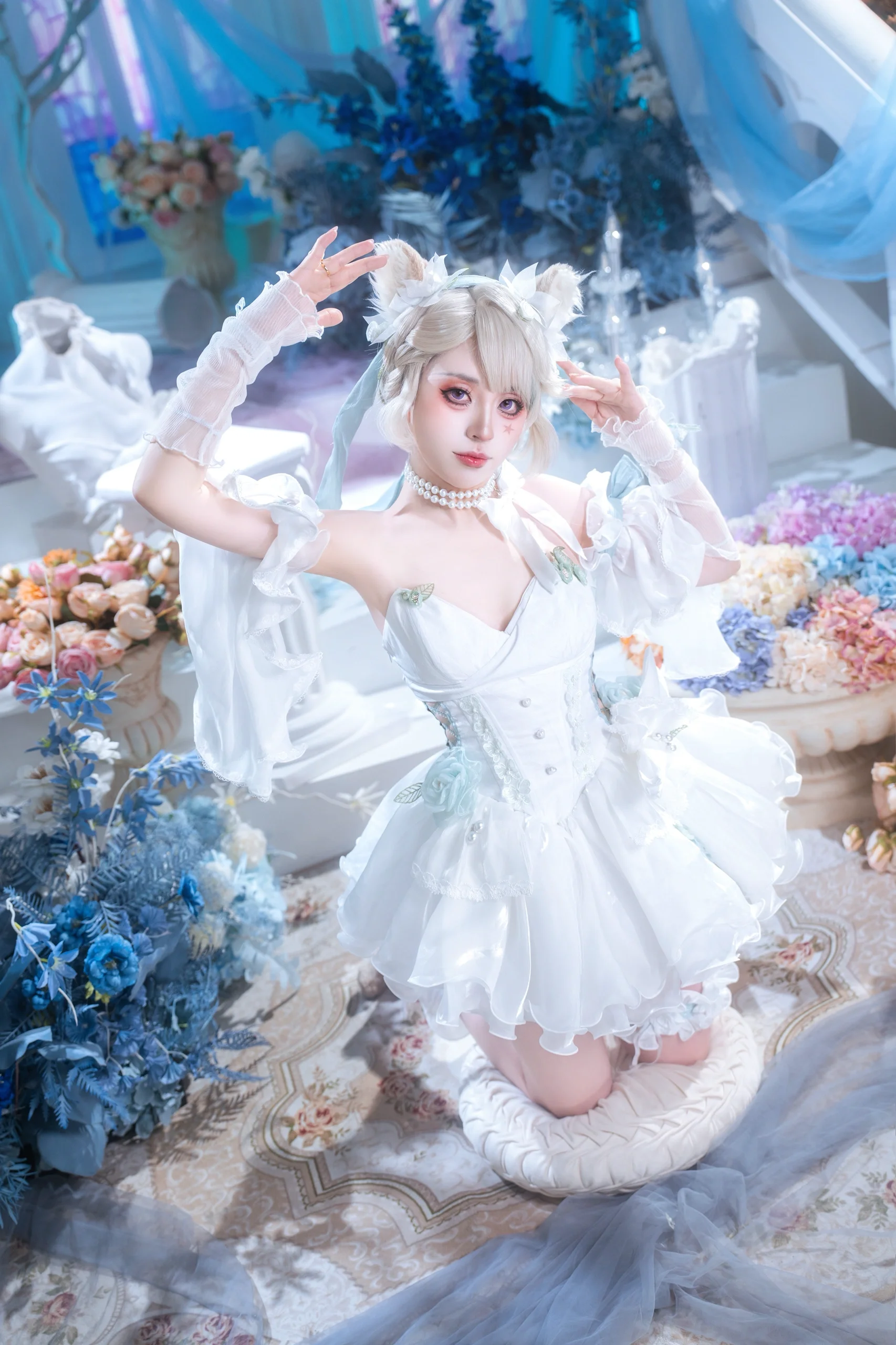 【琳妮特cos】原神里的猫耳少女，天使庭院的梦幻定格 - 第 1 张