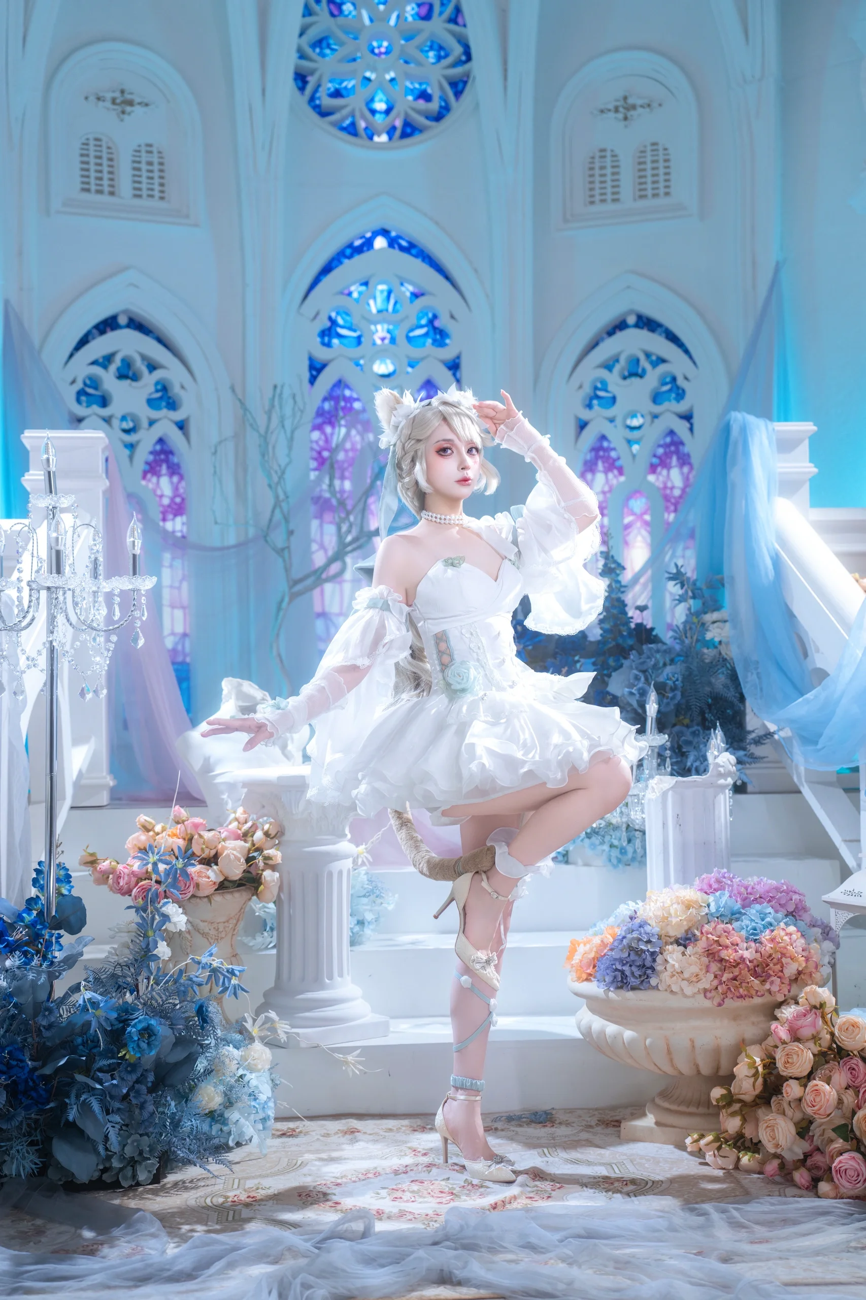 【琳妮特cos】原神里的猫耳少女，天使庭院的梦幻定格 - 第 7 张