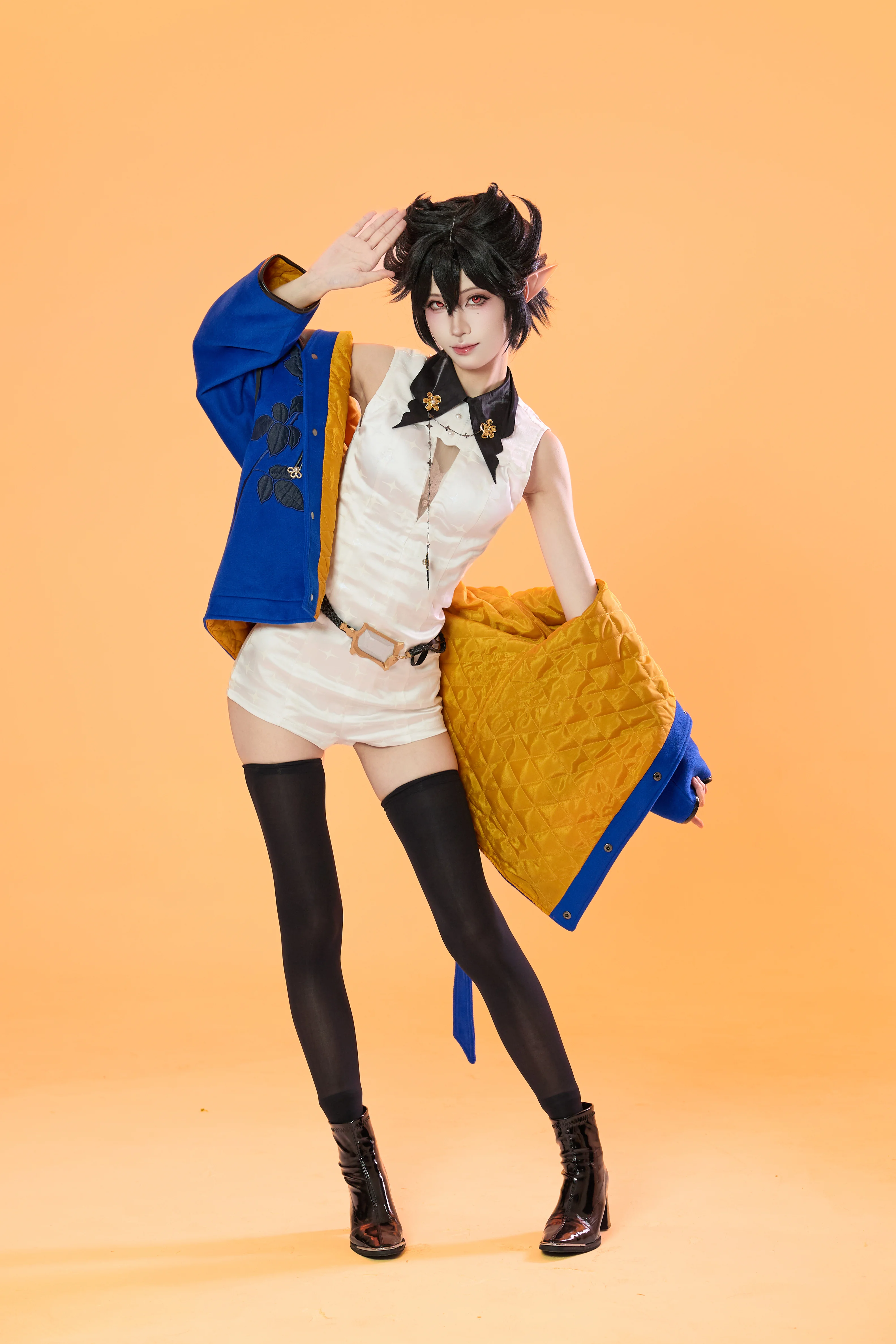 【隐德来希cos】明日方舟耀目之蓝白色棚拍动作参考 - 第 10 张