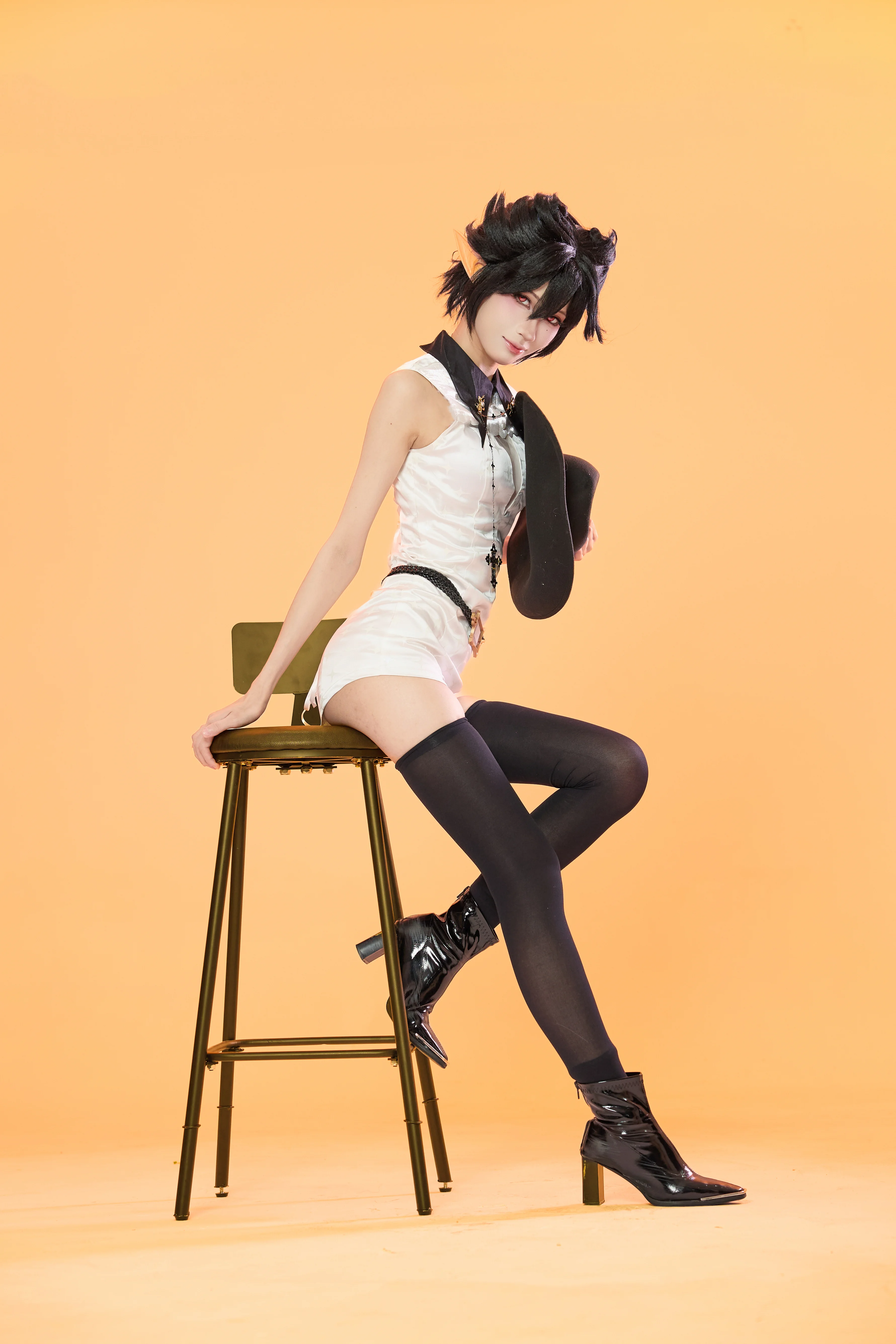 【隐德来希cos】明日方舟耀目之蓝速拍记录与动作参考 - 第 10 张