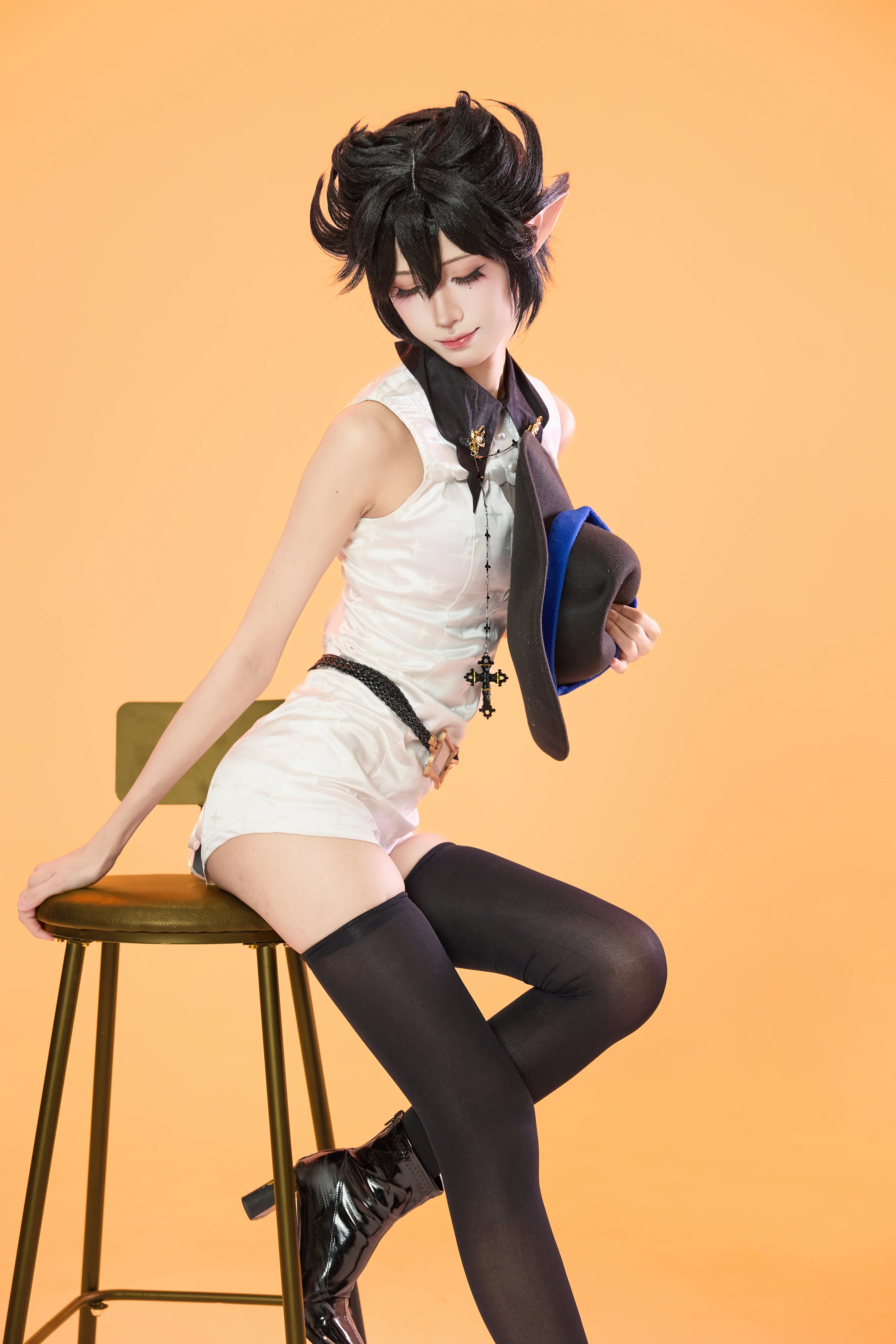 【隐德来希cos】明日方舟耀目之蓝速拍记录与动作参考 - 第 9 张