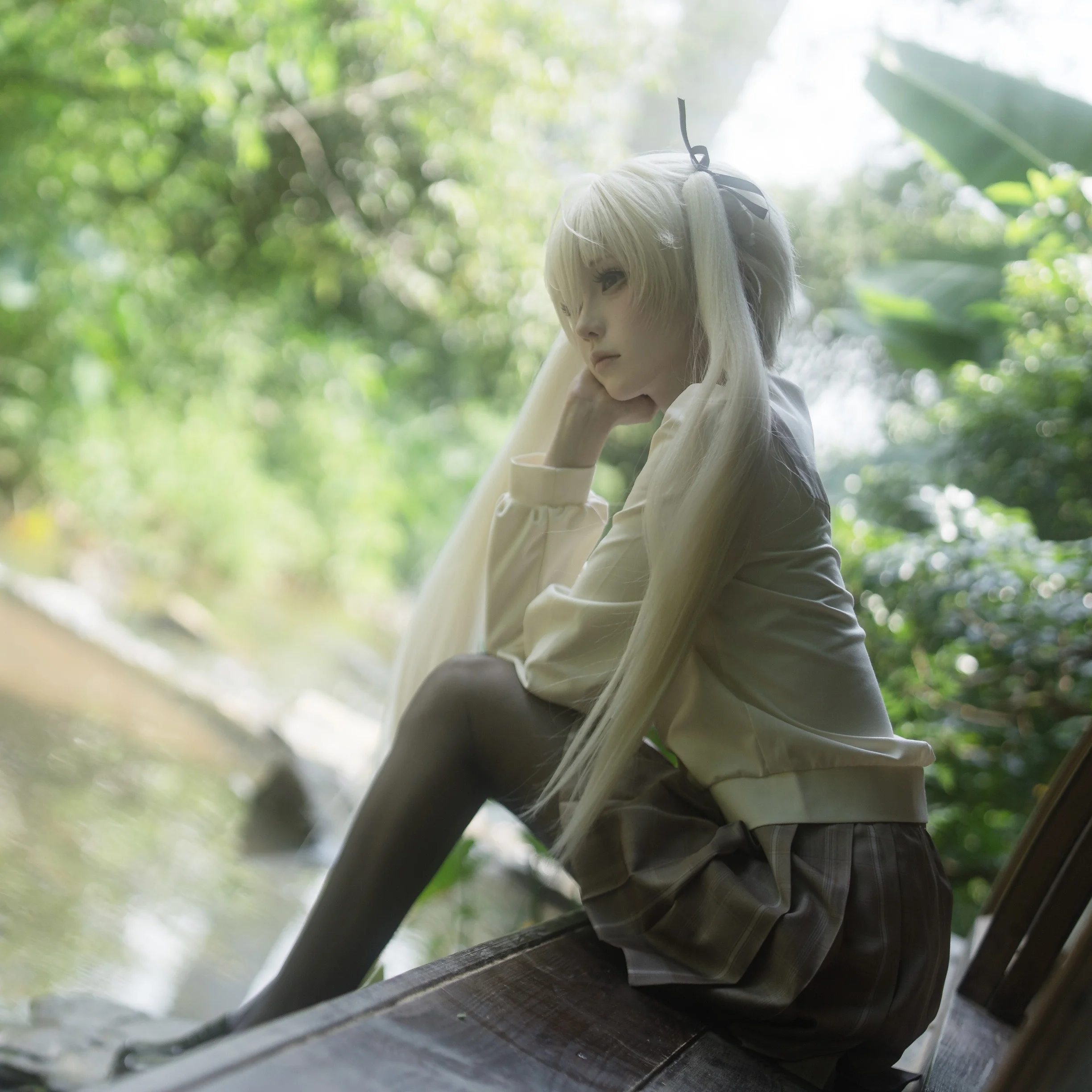 【春日野穹cos】與綠意光影重疊的安靜時刻 - 第 3 張
