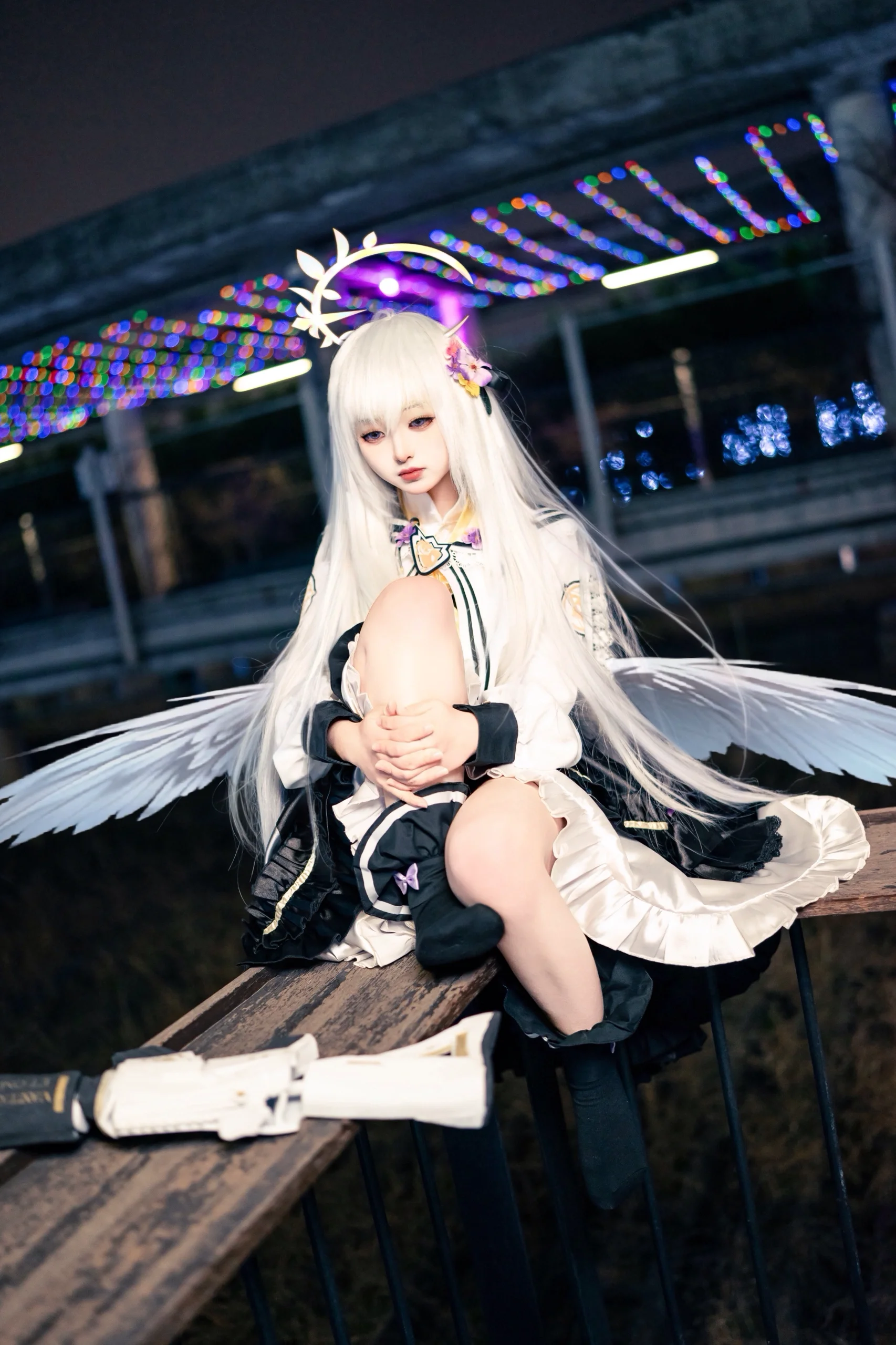 [Shirasu Azusa Cosplay] Blue Archive Remedial Class's Ice Witch — Post-Editing Fix for Forgot Angel Wings in Night Outdoor Shoot - Image 2