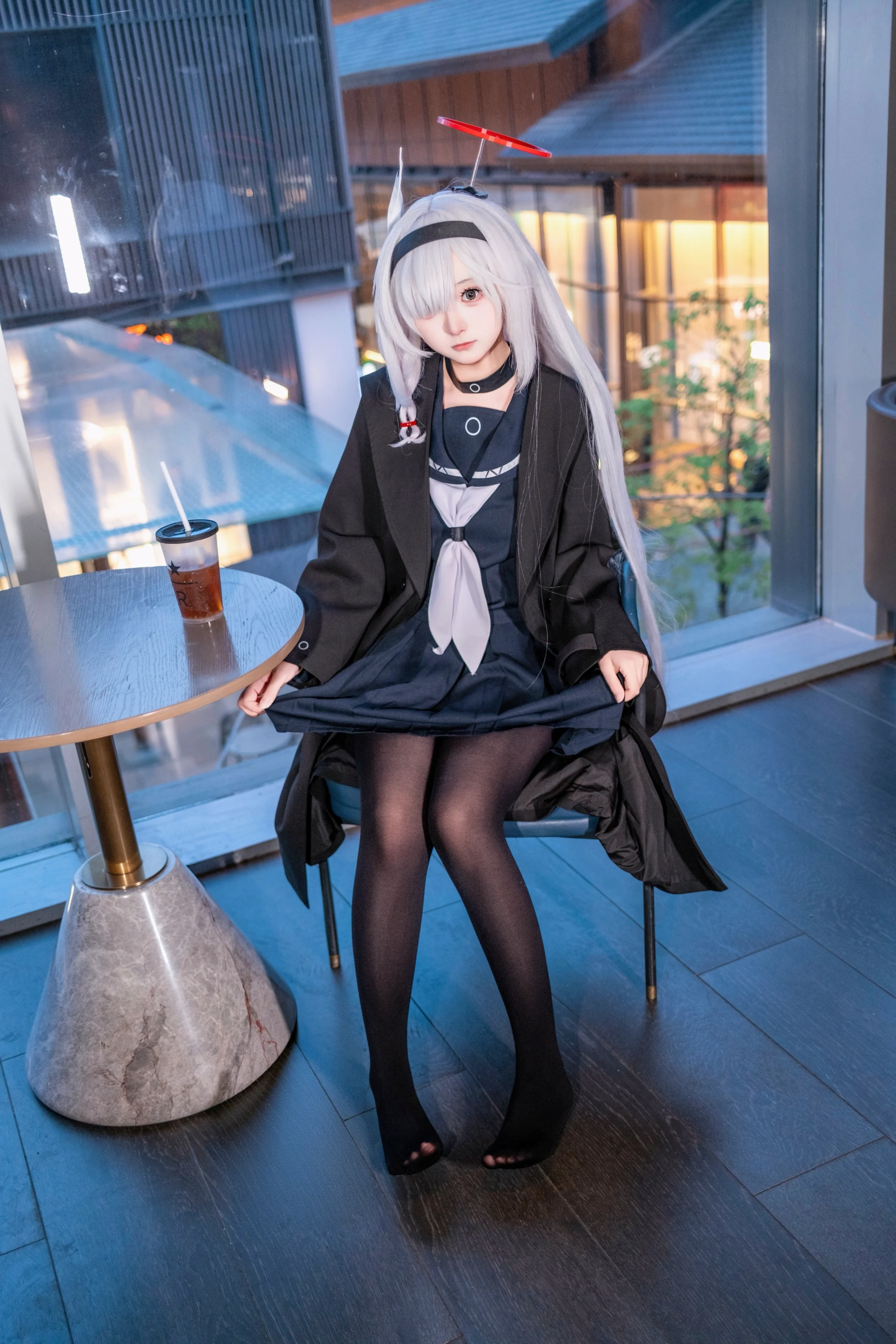 【普拉娜cos】蔚蓝档案里的清冷夜色与冰饮时刻