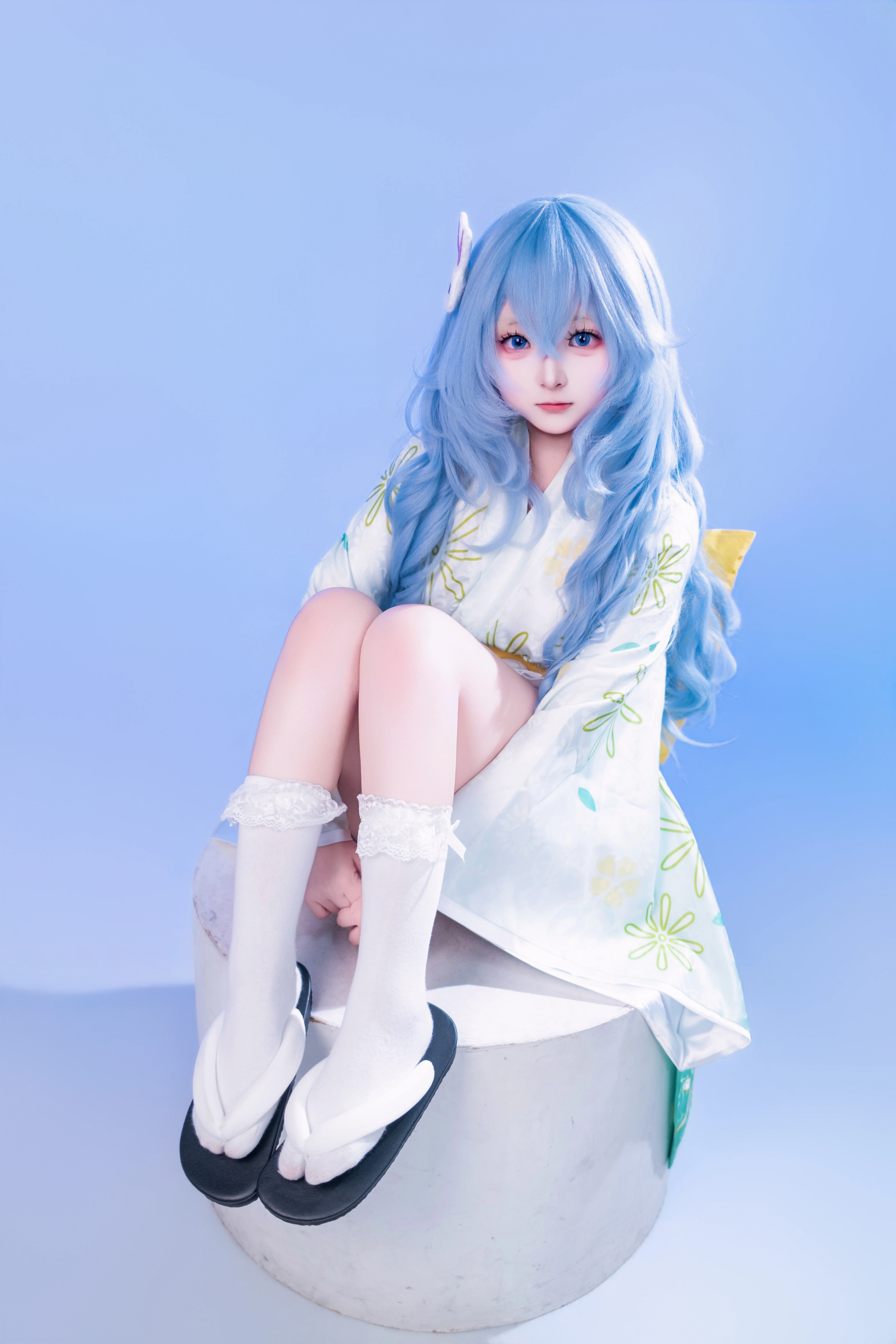 【四糸乃cos】约会大作战浴衣少女的白棚写真记录