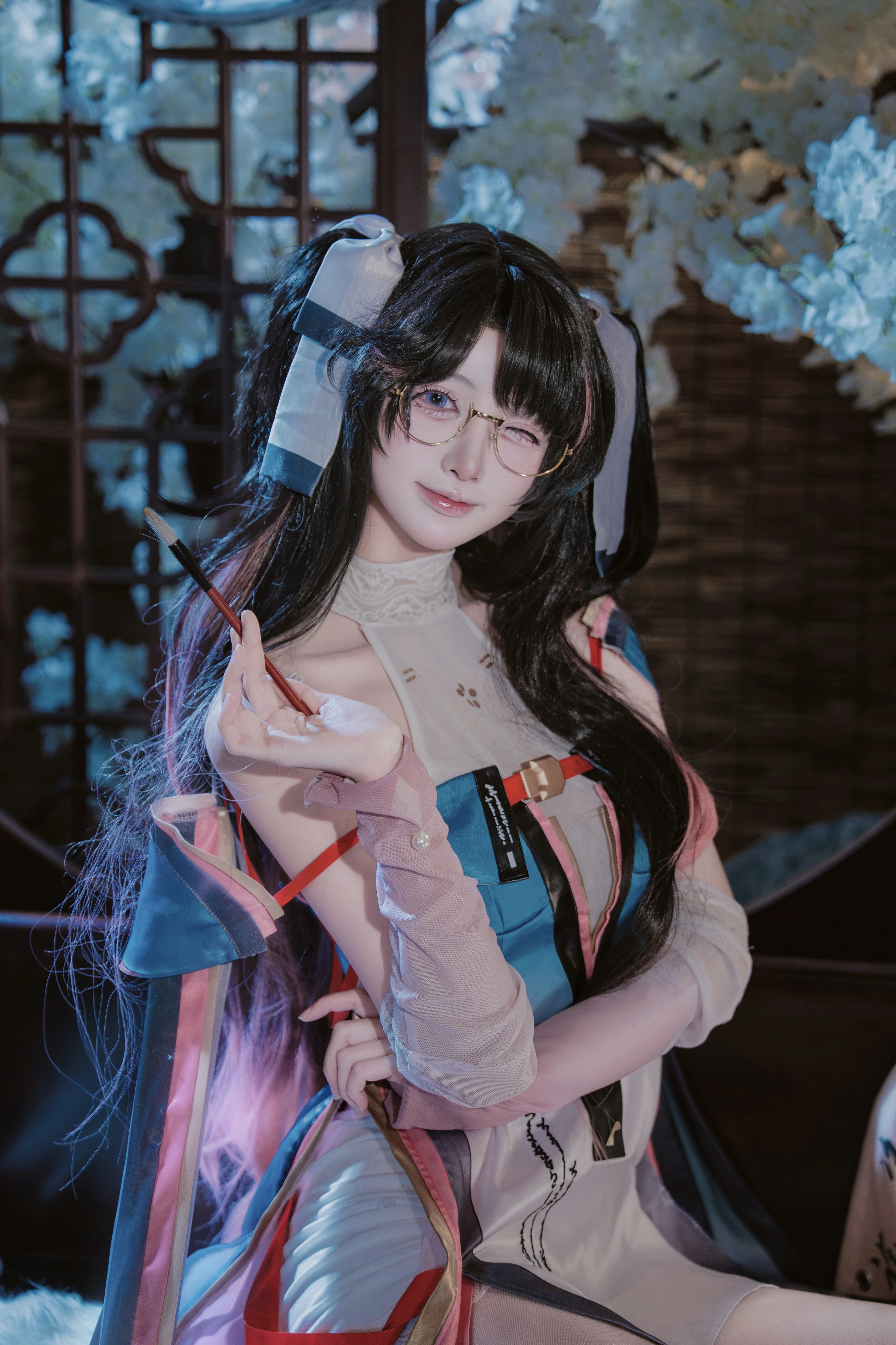 【折枝cos】鸣潮里的知性文墨少女 - 第 1 张