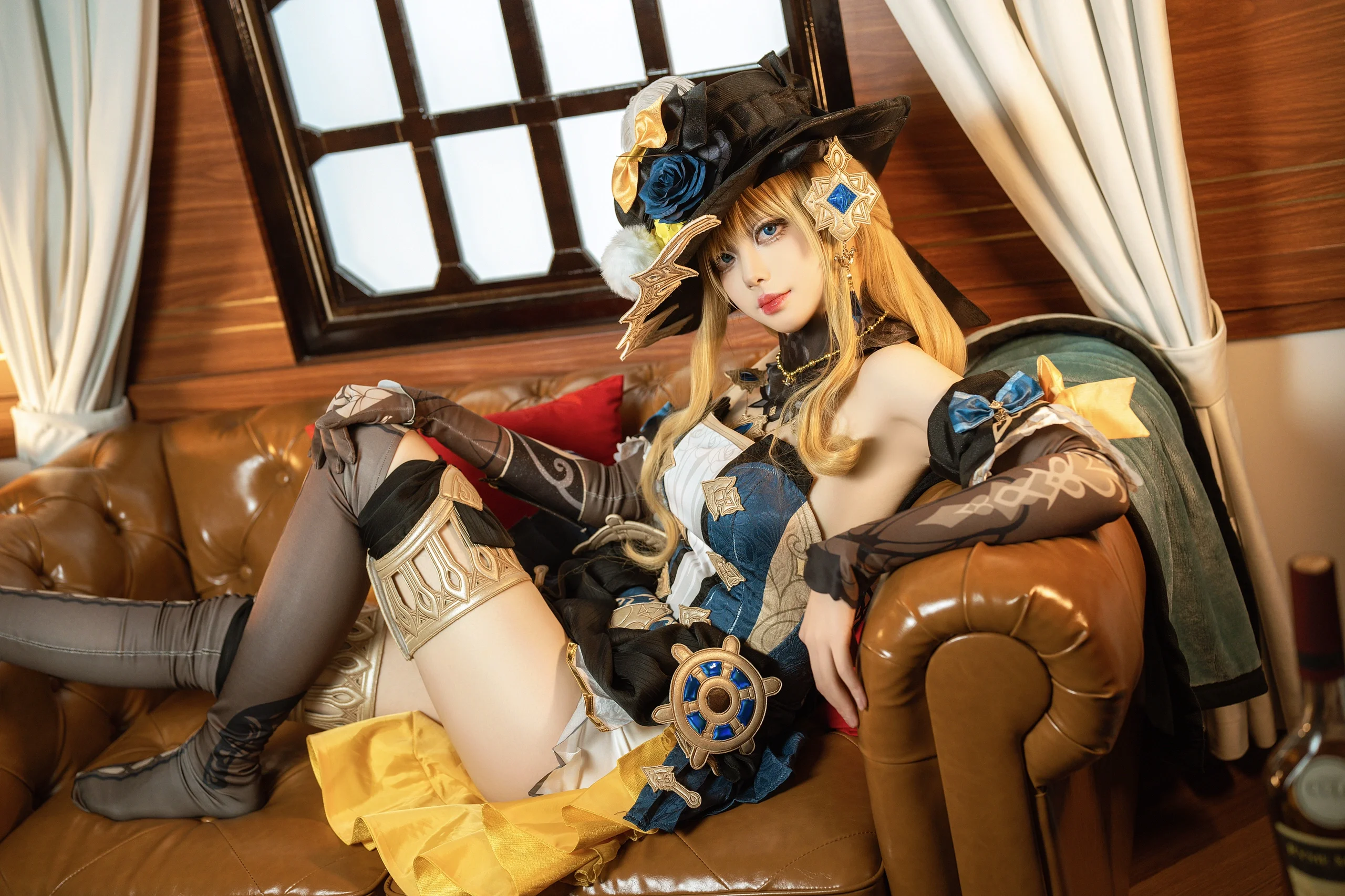 【娜維婭cos】刺玫會會長登場，還原楓丹的華麗與自信 - 第 2 張