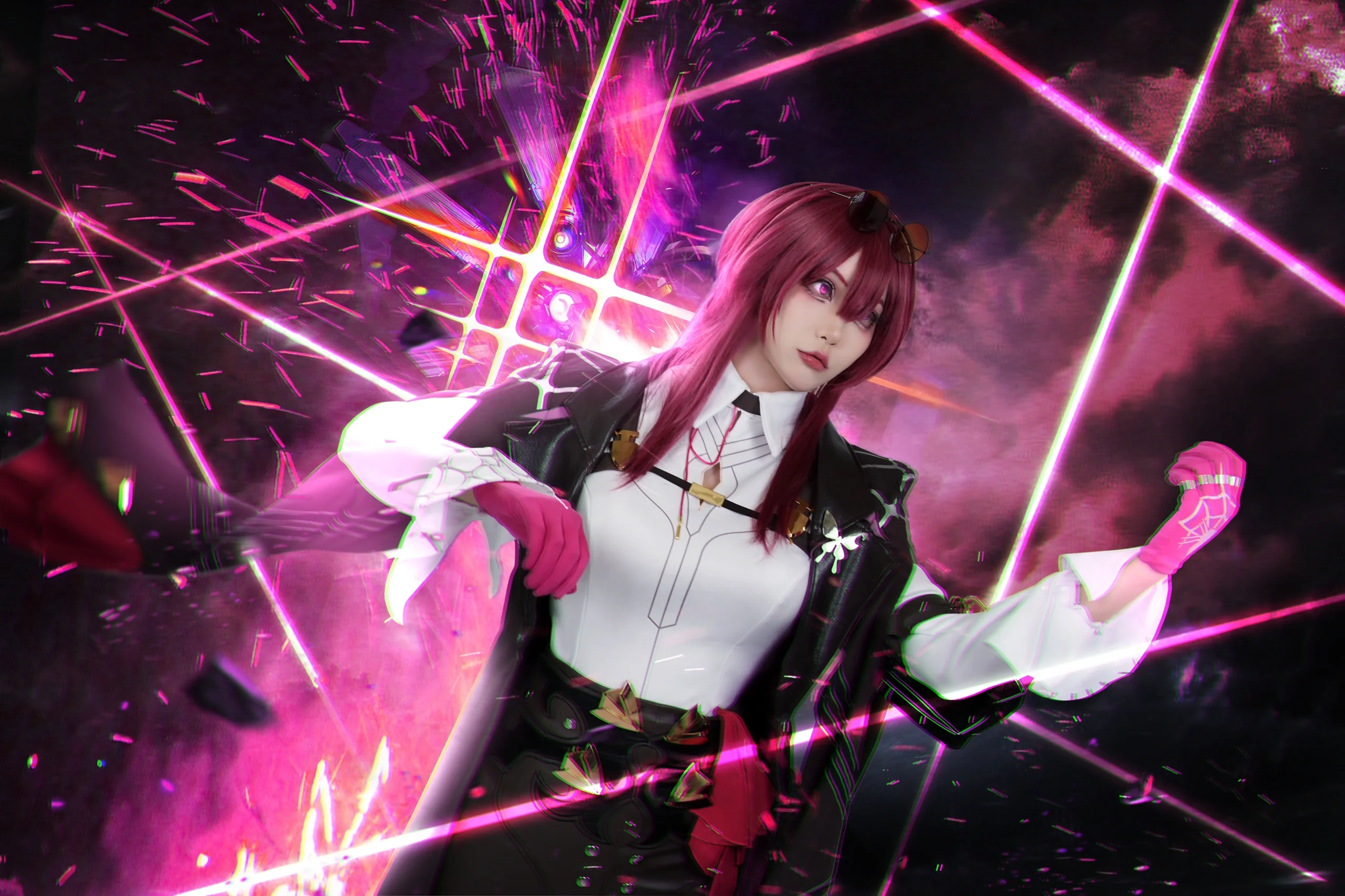 【卡芙卡cos】原神世界的赛博猎手，来一点霓虹加点铁链 - 第 2 张