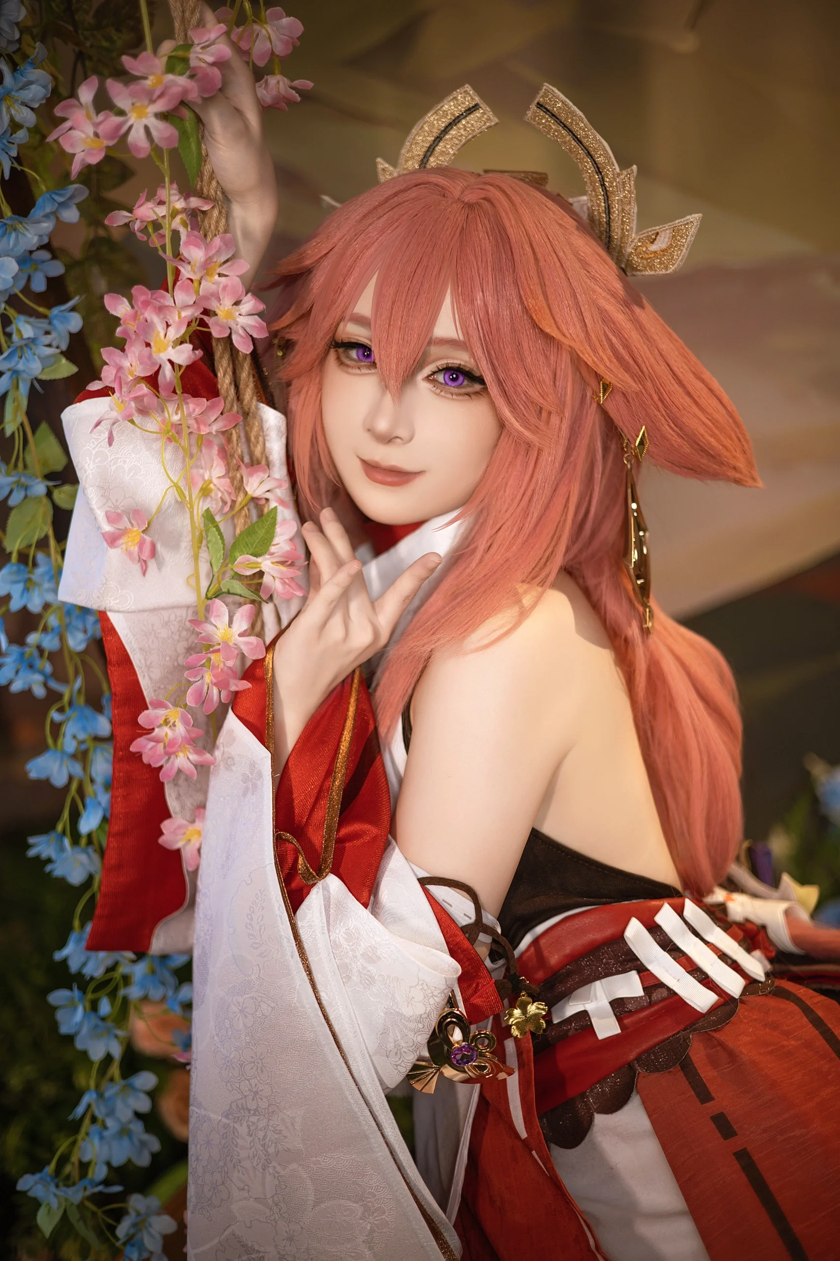 【八重神子cos】原神红白和风下的悠闲午后 - 第 3 张