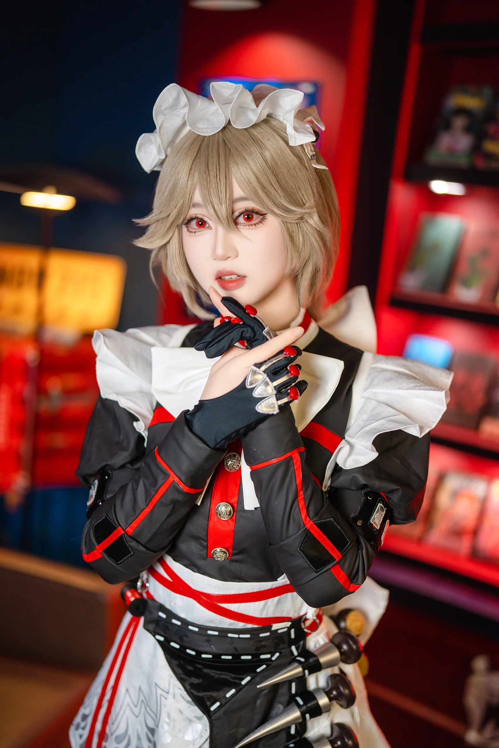 【丽娜cos】绝区零的优雅女仆，烹饪与战斗的双重魅力 - 第 2 张