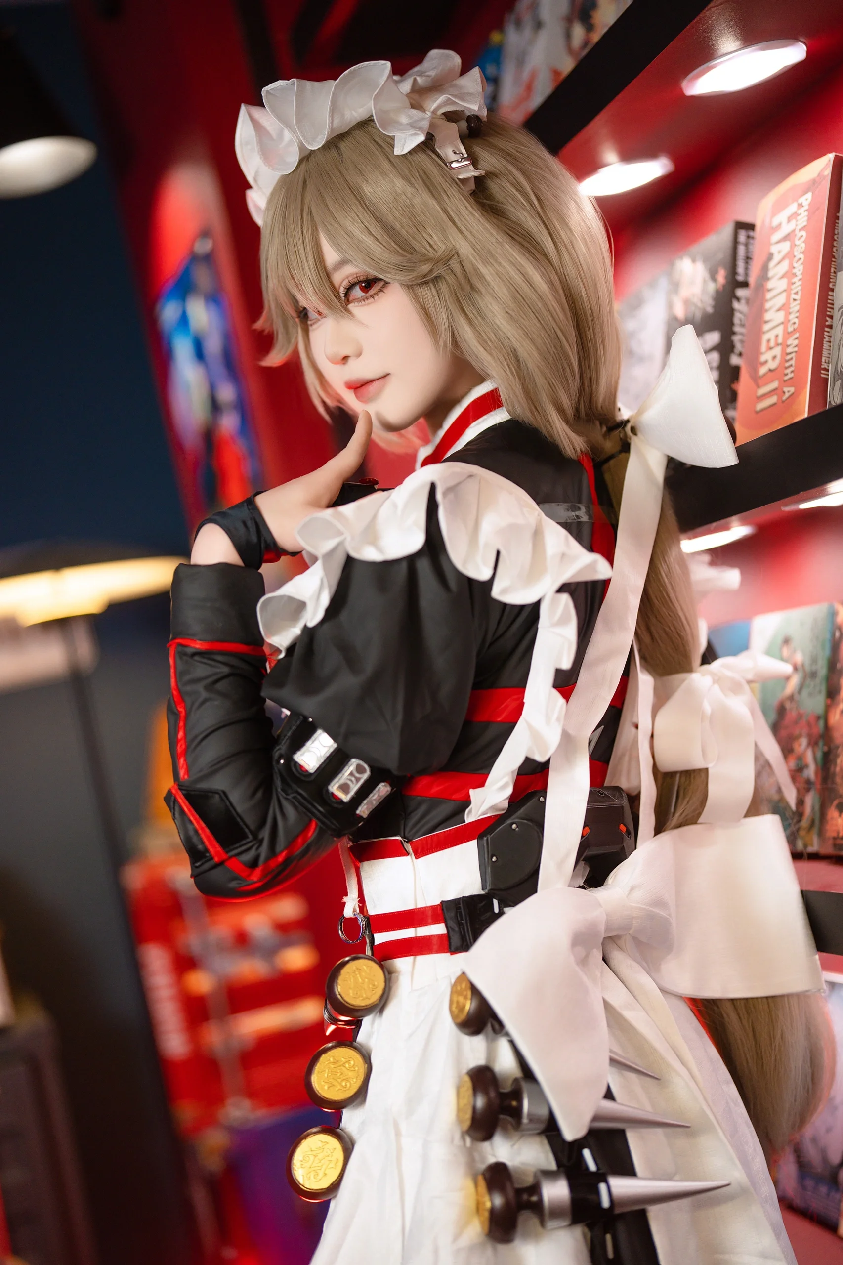 【丽娜cos】绝区零的优雅女仆，烹饪与战斗的双重魅力 - 第 6 张