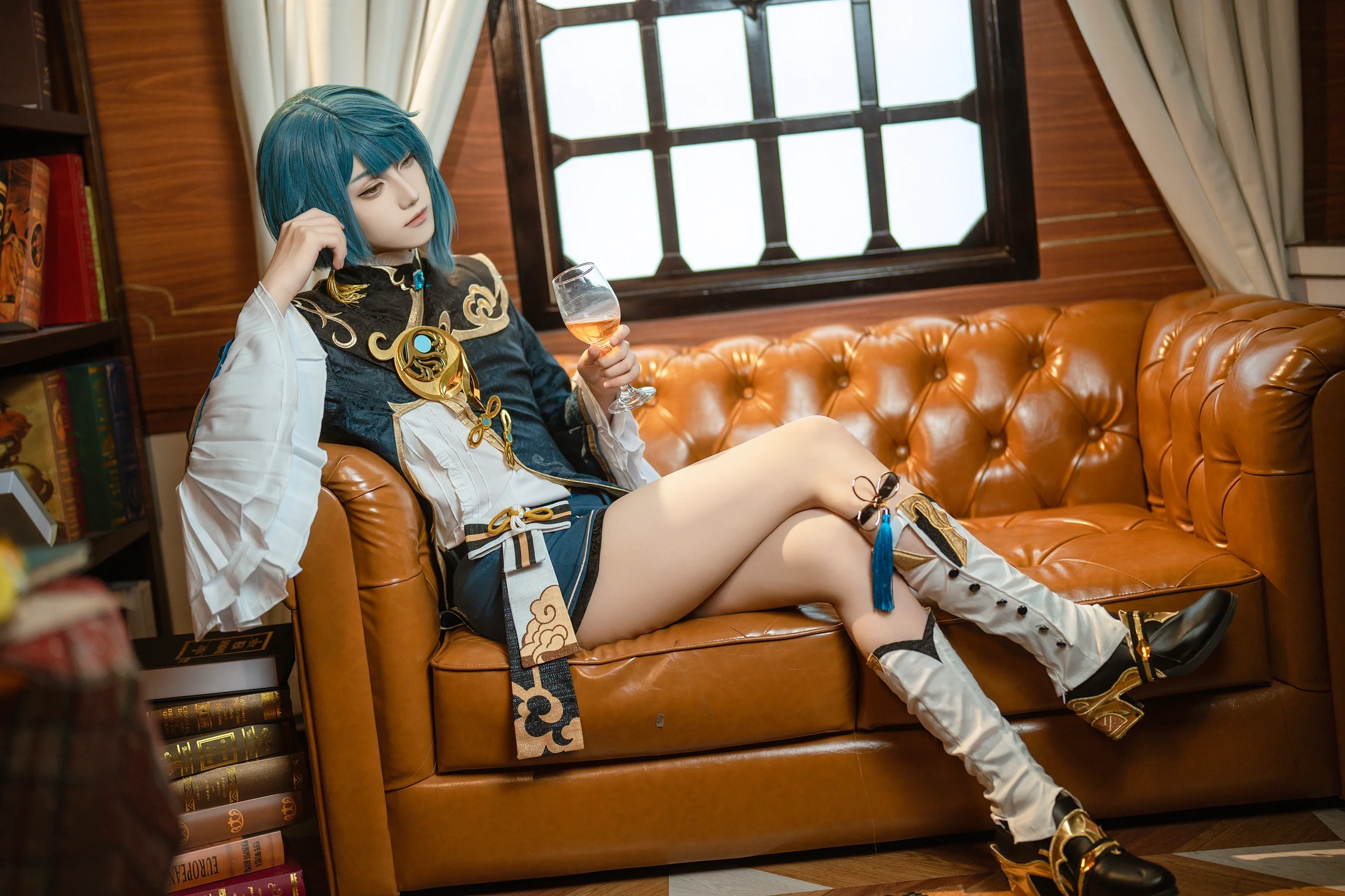 【行秋cos】摇扇执剑行兵法，客栈雅间的小憩时光