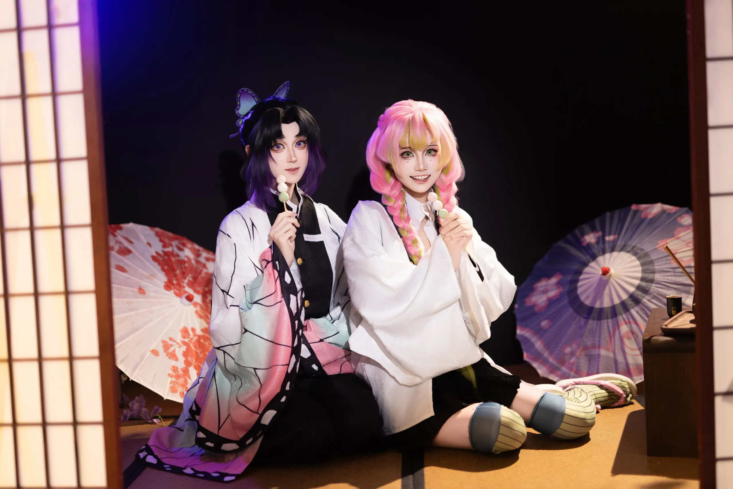 【蝴蝶忍与甘露寺蜜璃cos】鬼杀队的羁绊，定格在紫藤花下 - 第 4 张