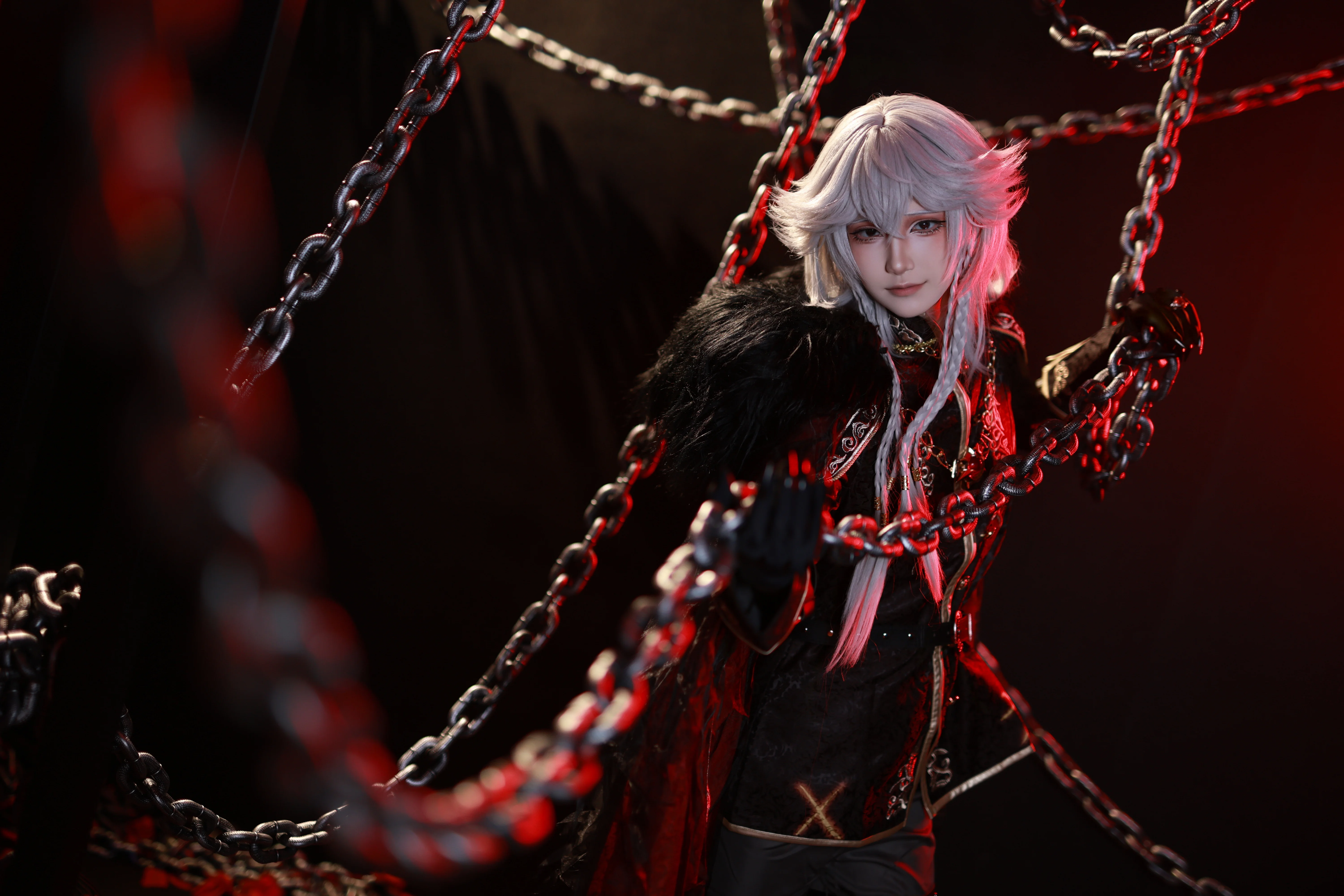 [Night Watch Cosplay] Identity V "Eater of the Sun": Calm Gaze Amidst Crimson - Image 1