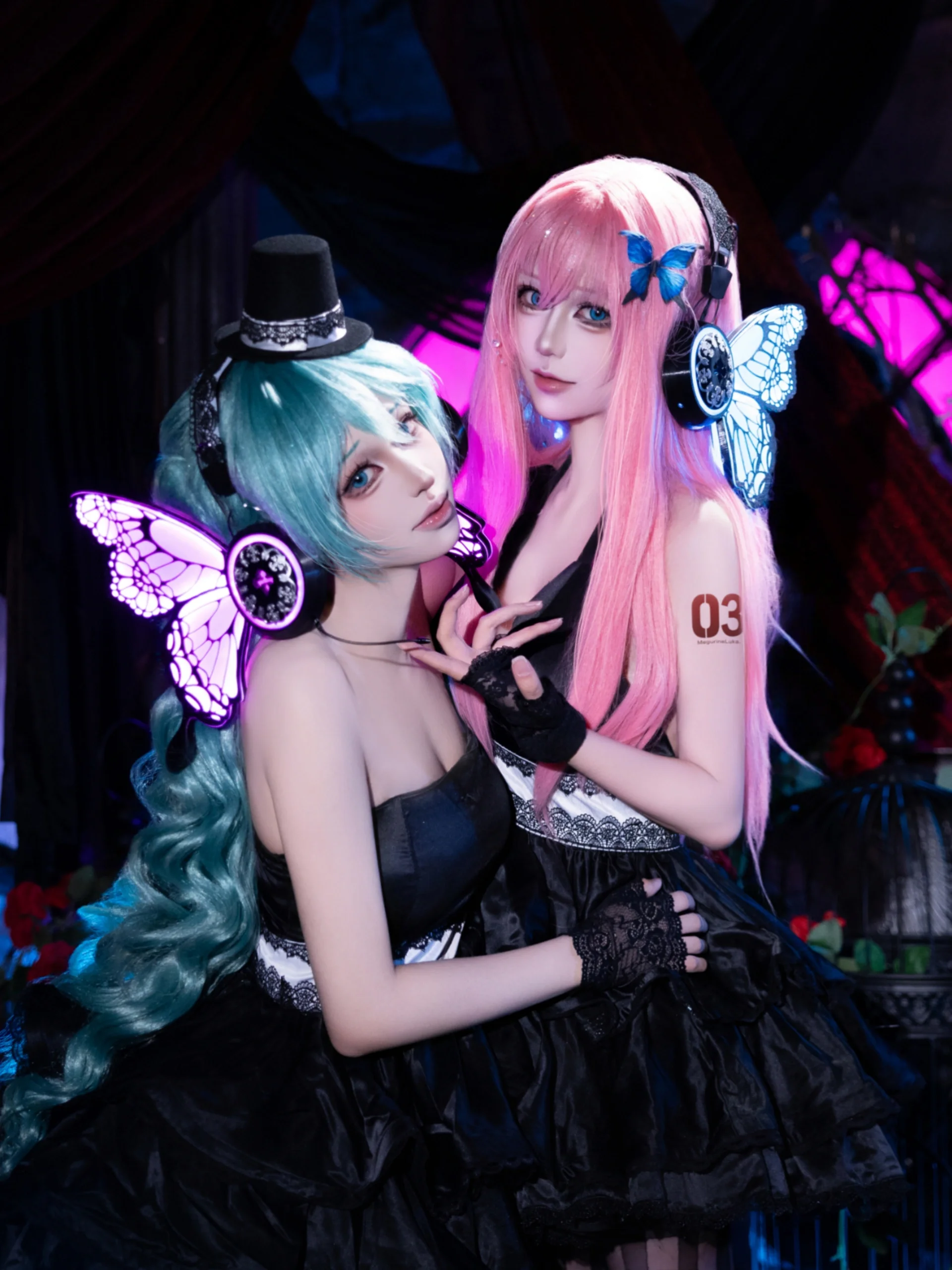 【初音未来cos】Magnet的暗黑浪漫，双歌姬同框定格