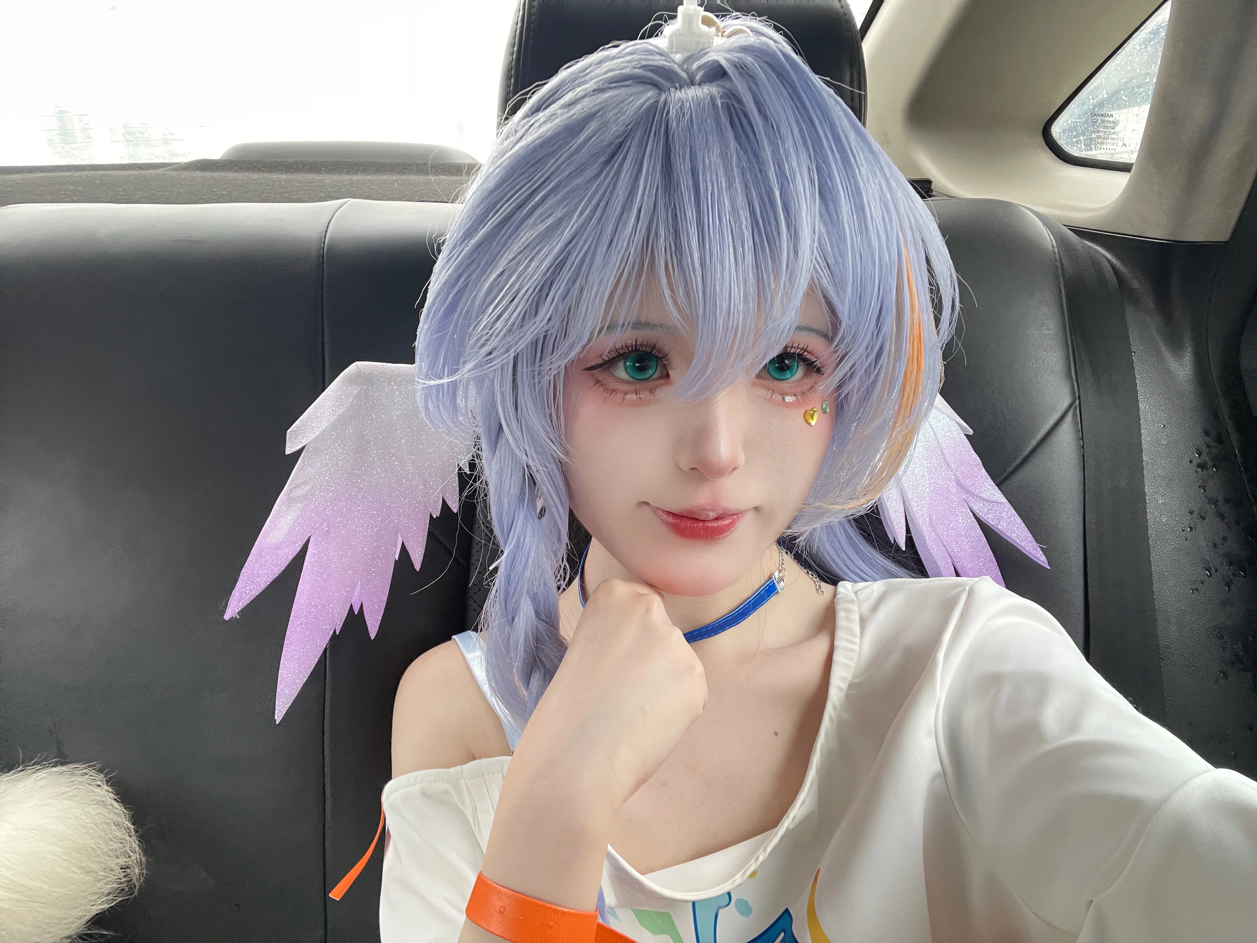 萌卡D3崩坏星穹铁道知更鸟芬达联动cos出街 - 第 1 张