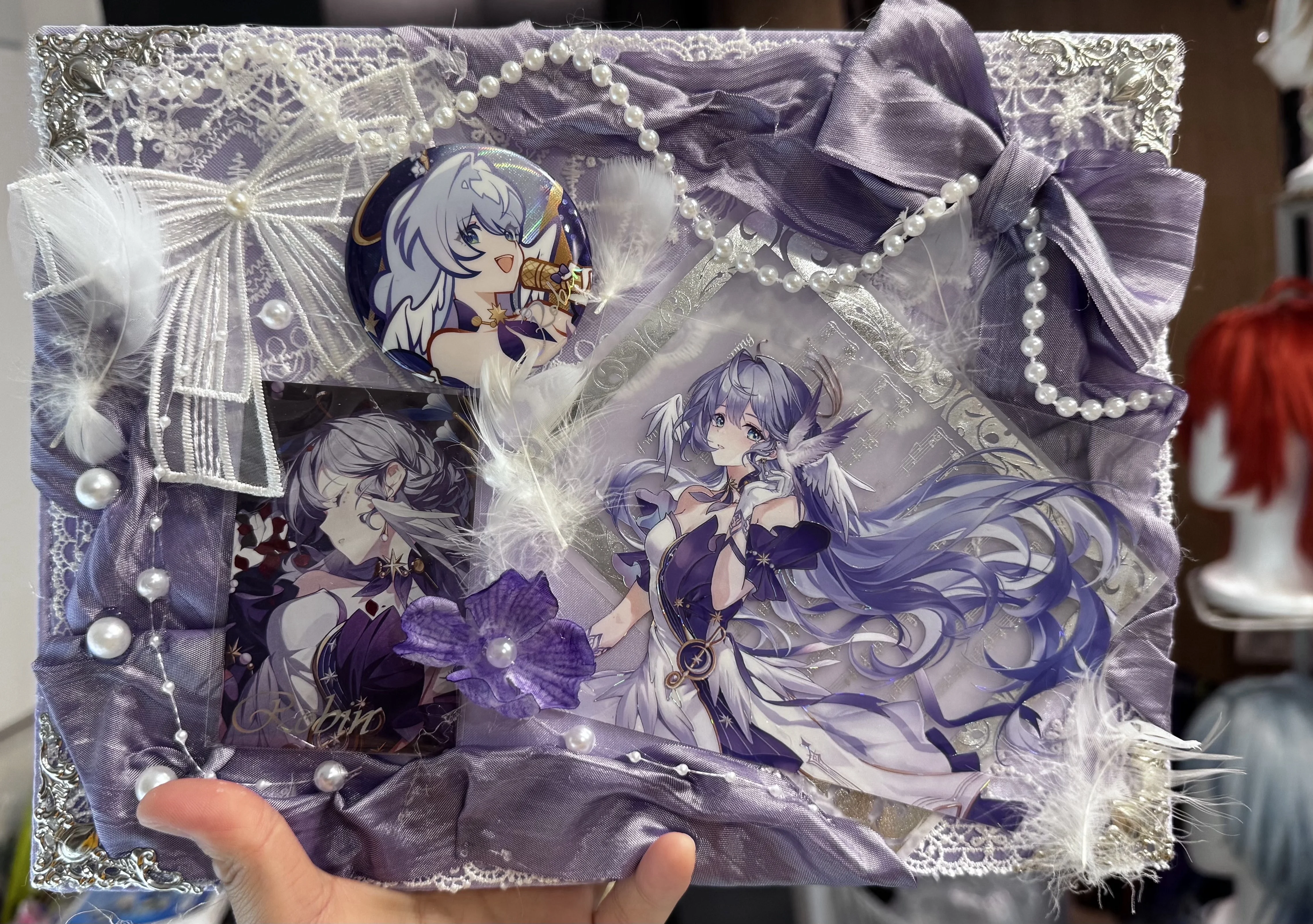 【知更鸟cos】崩坏星穹铁道的缎面紫痛包与银色天使造型 - 第 4 张