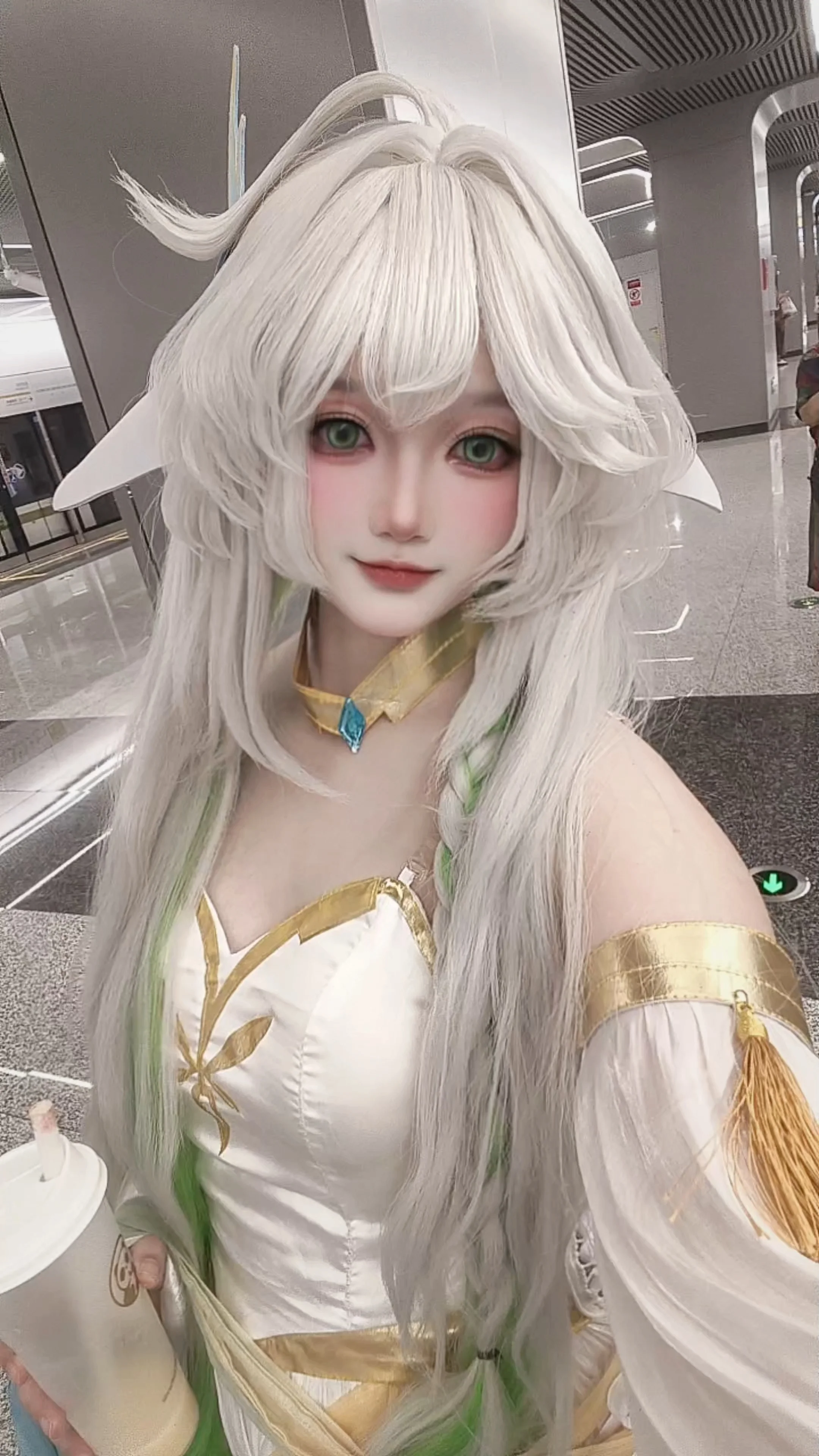 【大慈樹王cos】在天府紅捕捉到一隻逛街的樹王 - 第 1 張