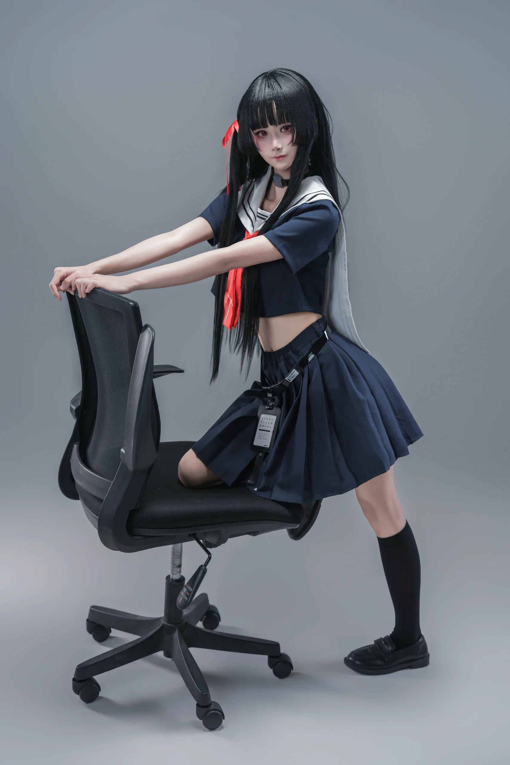 【千咲cos】鸣潮创作激励，白棚拍摄机能风水手服尝试 - 第 10 张