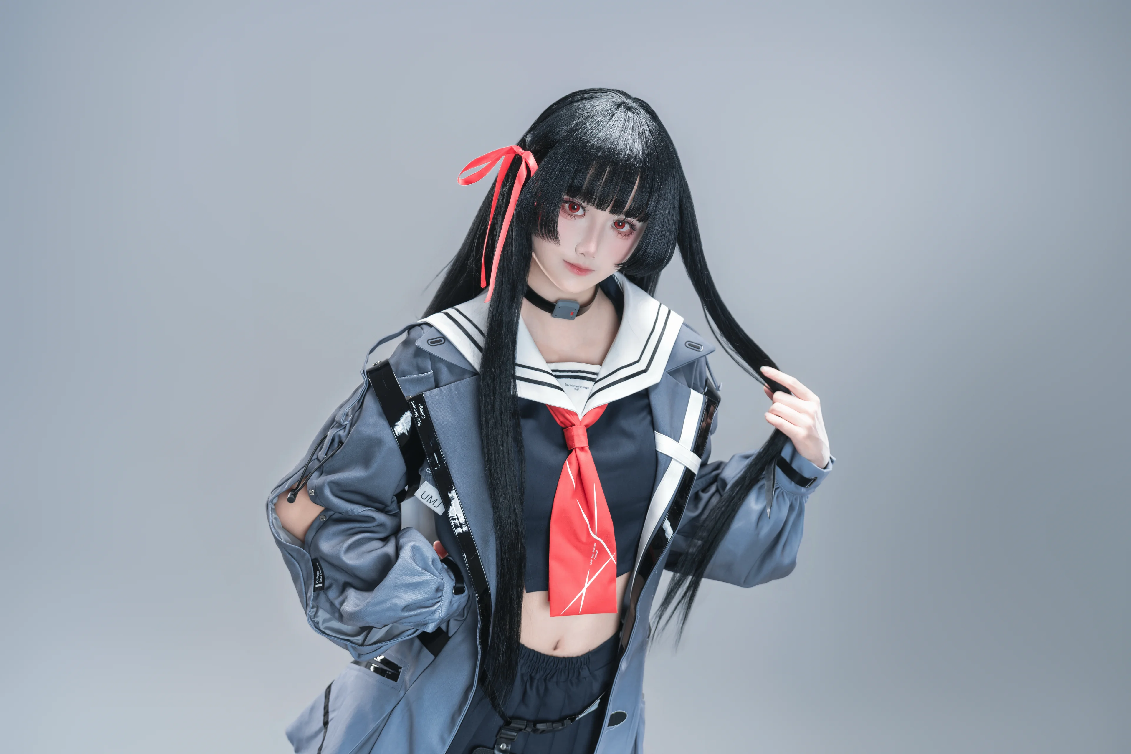 【千咲cos】鸣潮创作激励，白棚拍摄机能风水手服尝试 - 第 8 张
