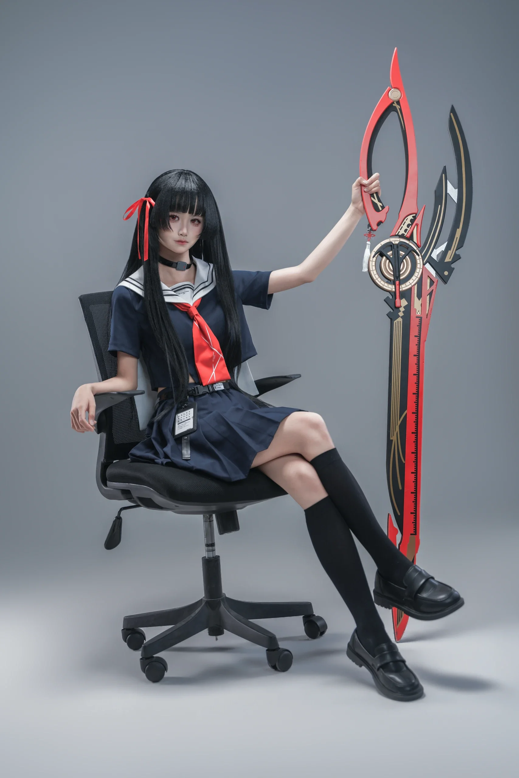【千咲cos】鸣潮创作激励，白棚拍摄机能风水手服尝试 - 第 9 张