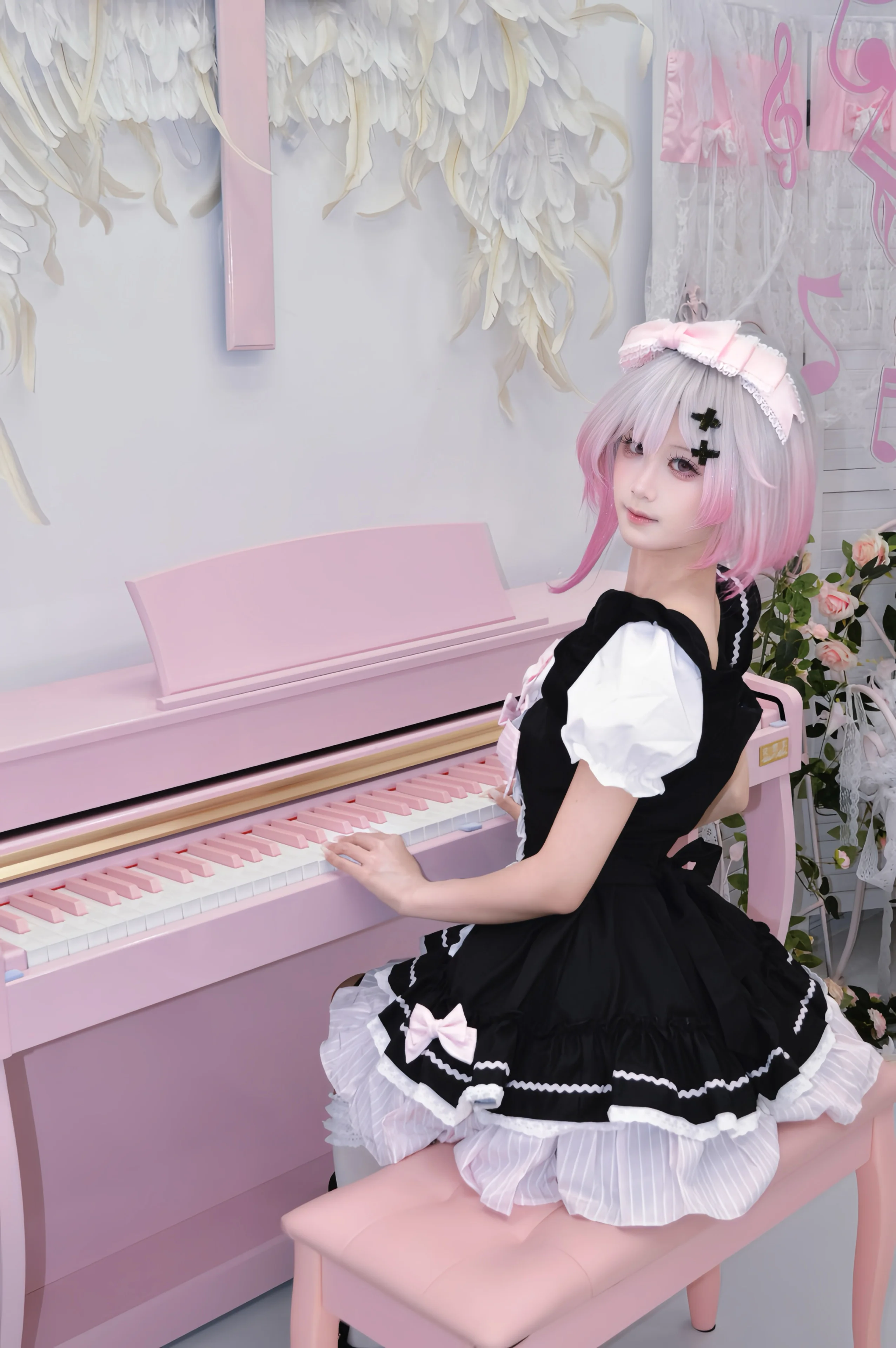 【樱羽艾玛cos】魔法少女的魔女审判，粉色洋装与灵动少女 - 第 5 张