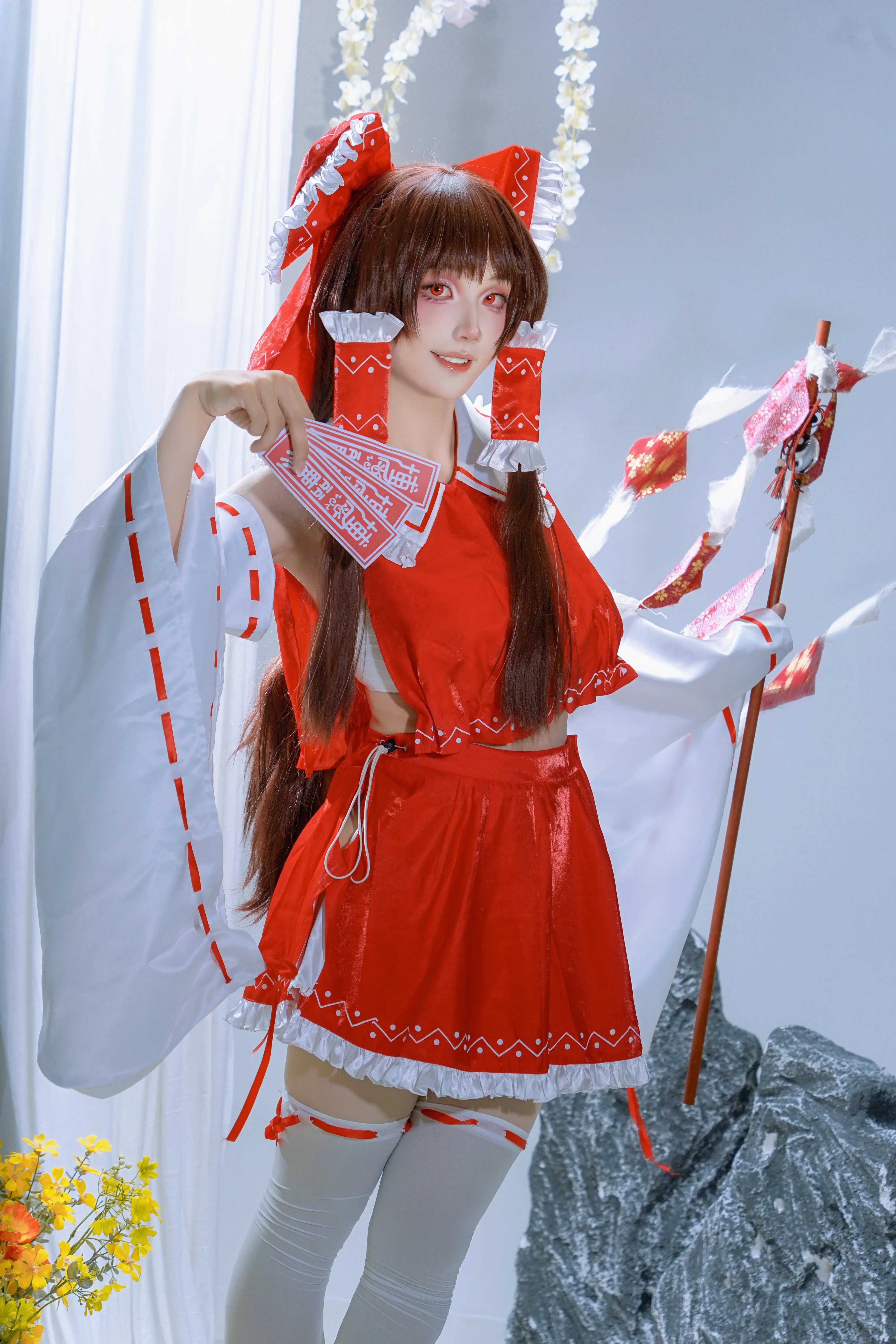 【博丽灵梦cos】还原拉普托尔太太笔下的冷艳巫女 - 第 3 张