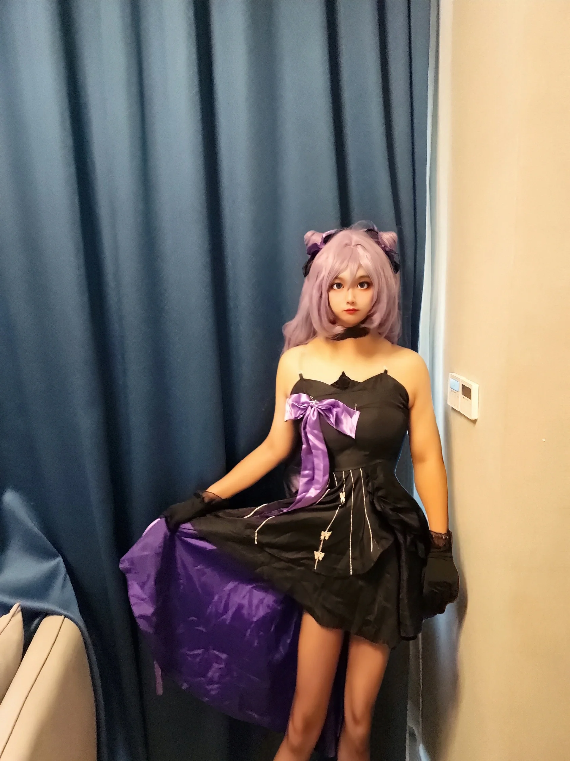 【刻晴コスプレ】『原神』コラボ限定の黒紫ドレス、室内撮影の瞬間を記録 - 14 枚目