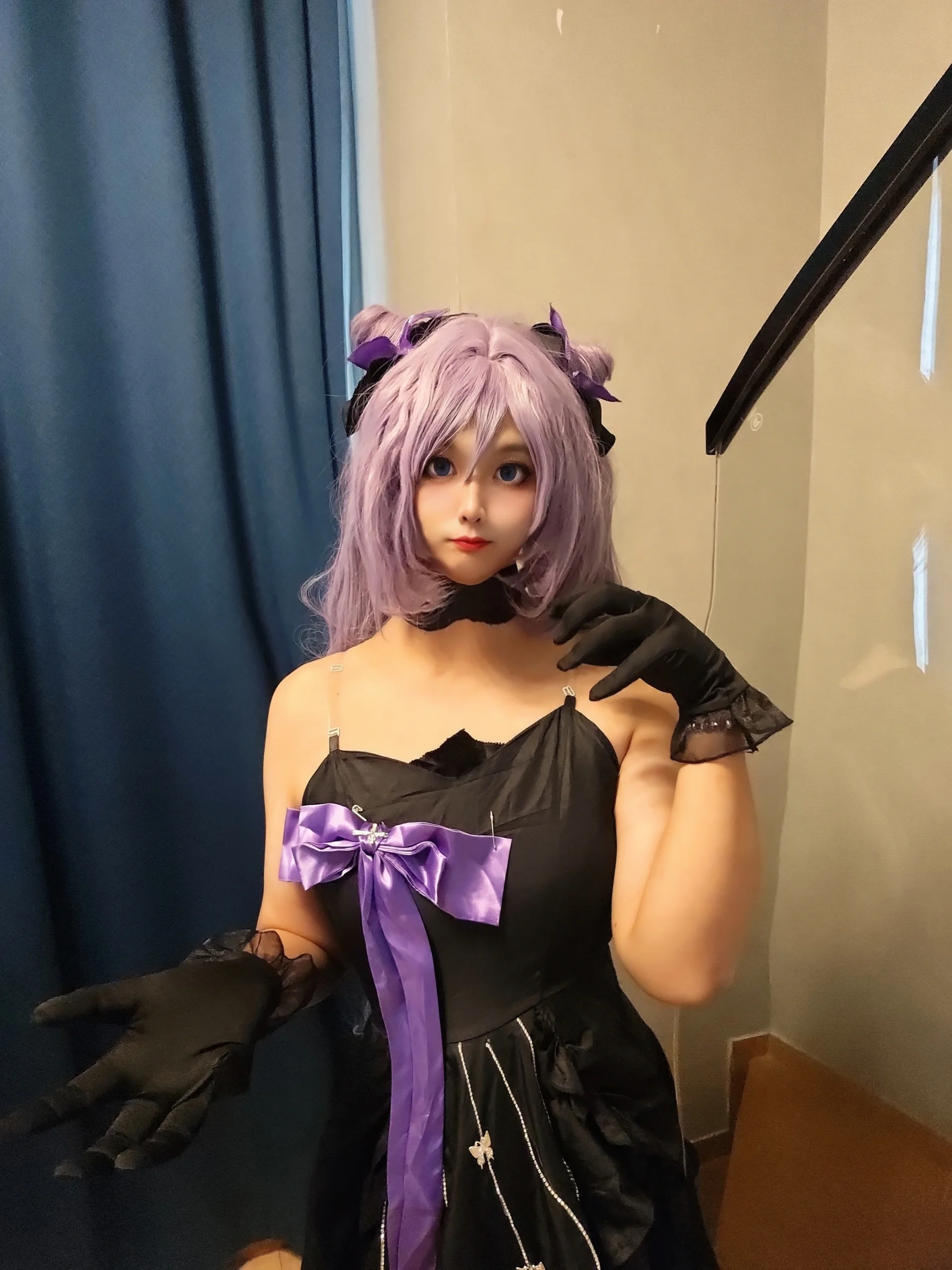 【刻晴コスプレ】『原神』コラボ限定の黒紫ドレス、室内撮影の瞬間を記録 - 16 枚目