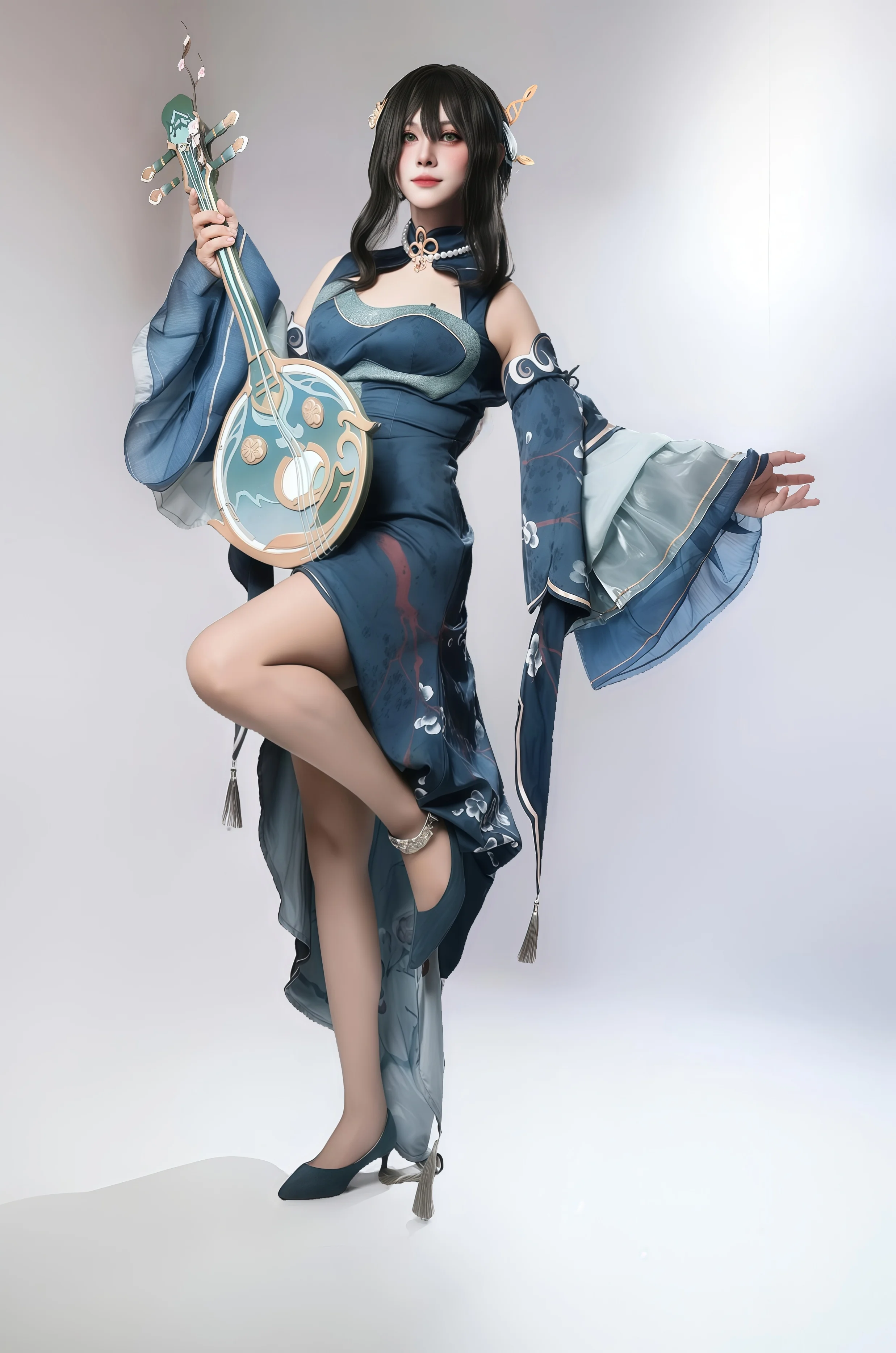 【崩坏星穹铁道阮梅cos】清冷国风旗袍，定格花瓣飘落的一瞬 - 第 17 张