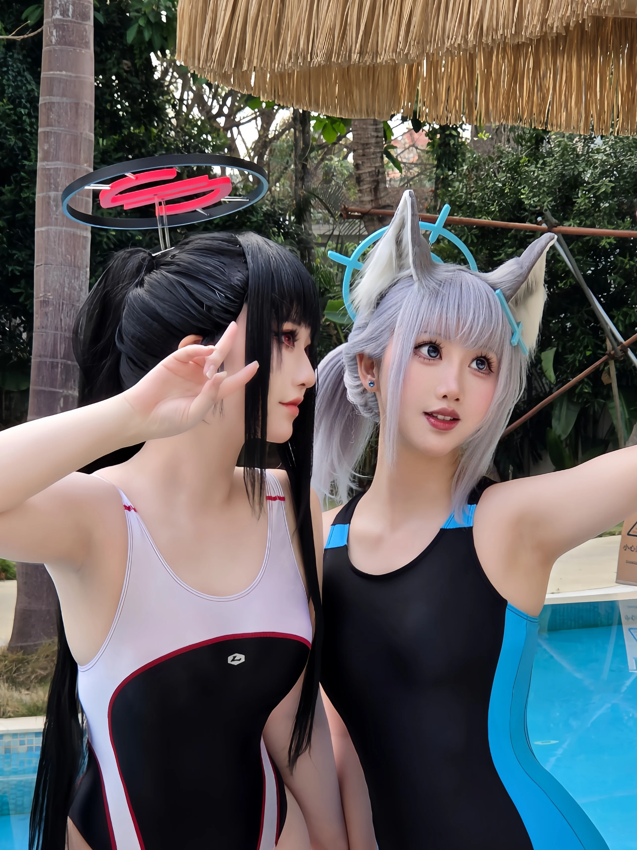 【白子与调月莉音cos】夏日池畔的蔚蓝档案清凉搭档 - 第 1 张