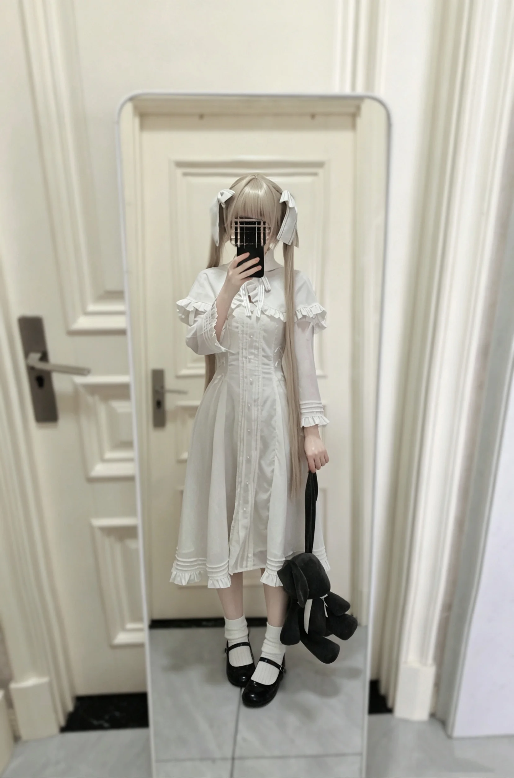 【穹妹cos】纯白洋装的日常与兔耳元素搭配
