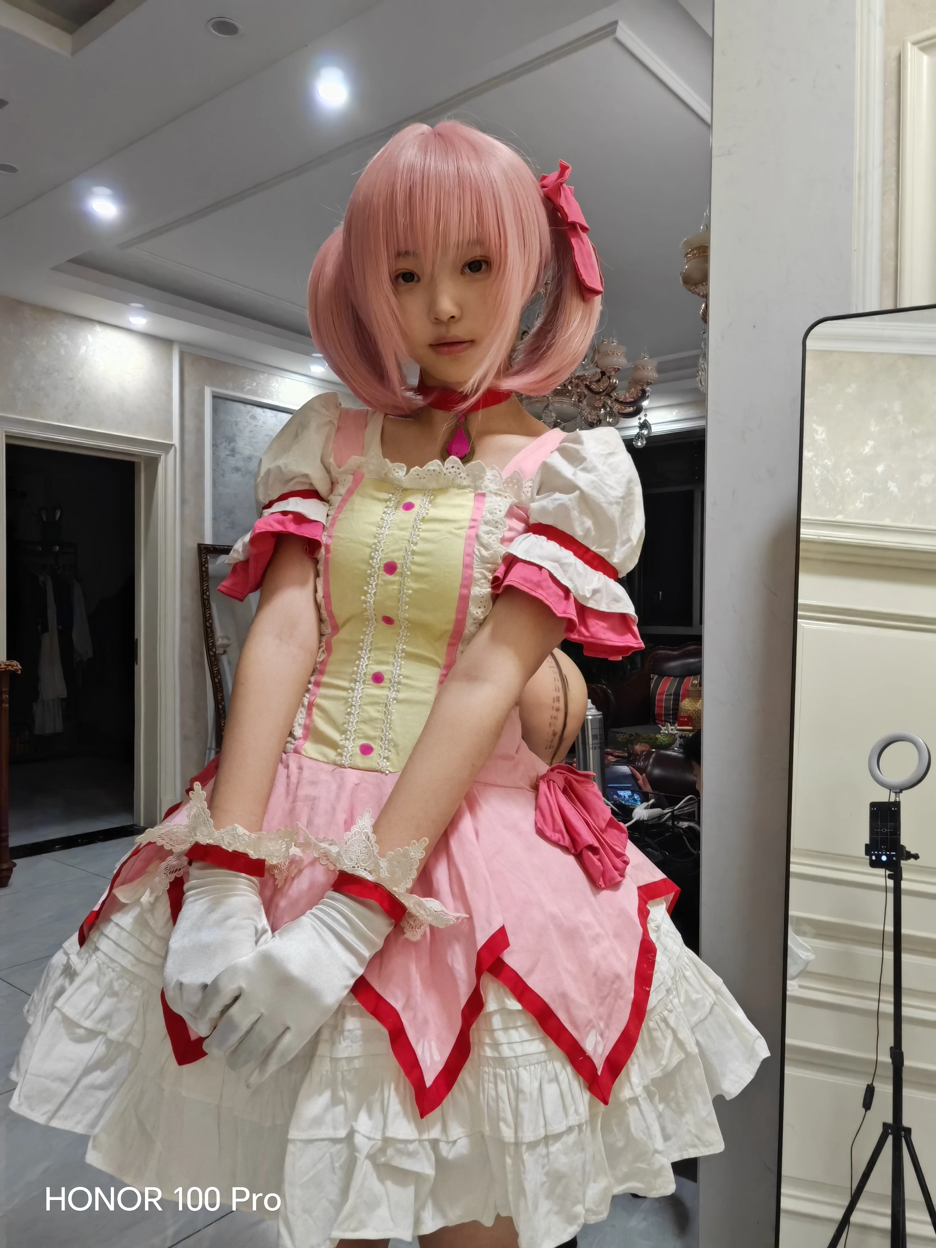 【鹿目圆cos】试穿古早魔法少女小圆粉嫩裙装还原经典形象 - 第 1 张