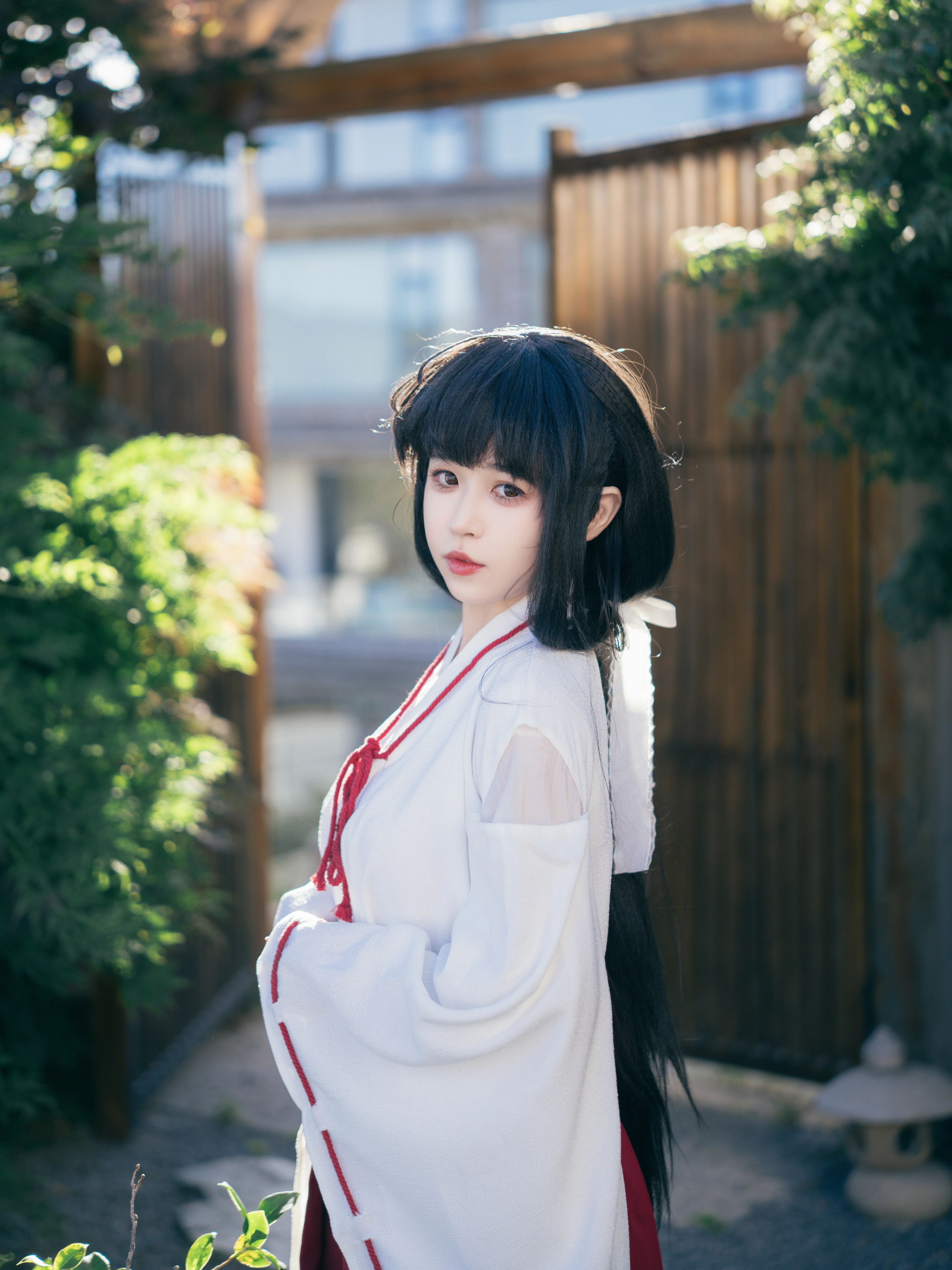 【桔梗cos】犬夜叉：这片山水与巫女服适配度拉满 - 第 6 张