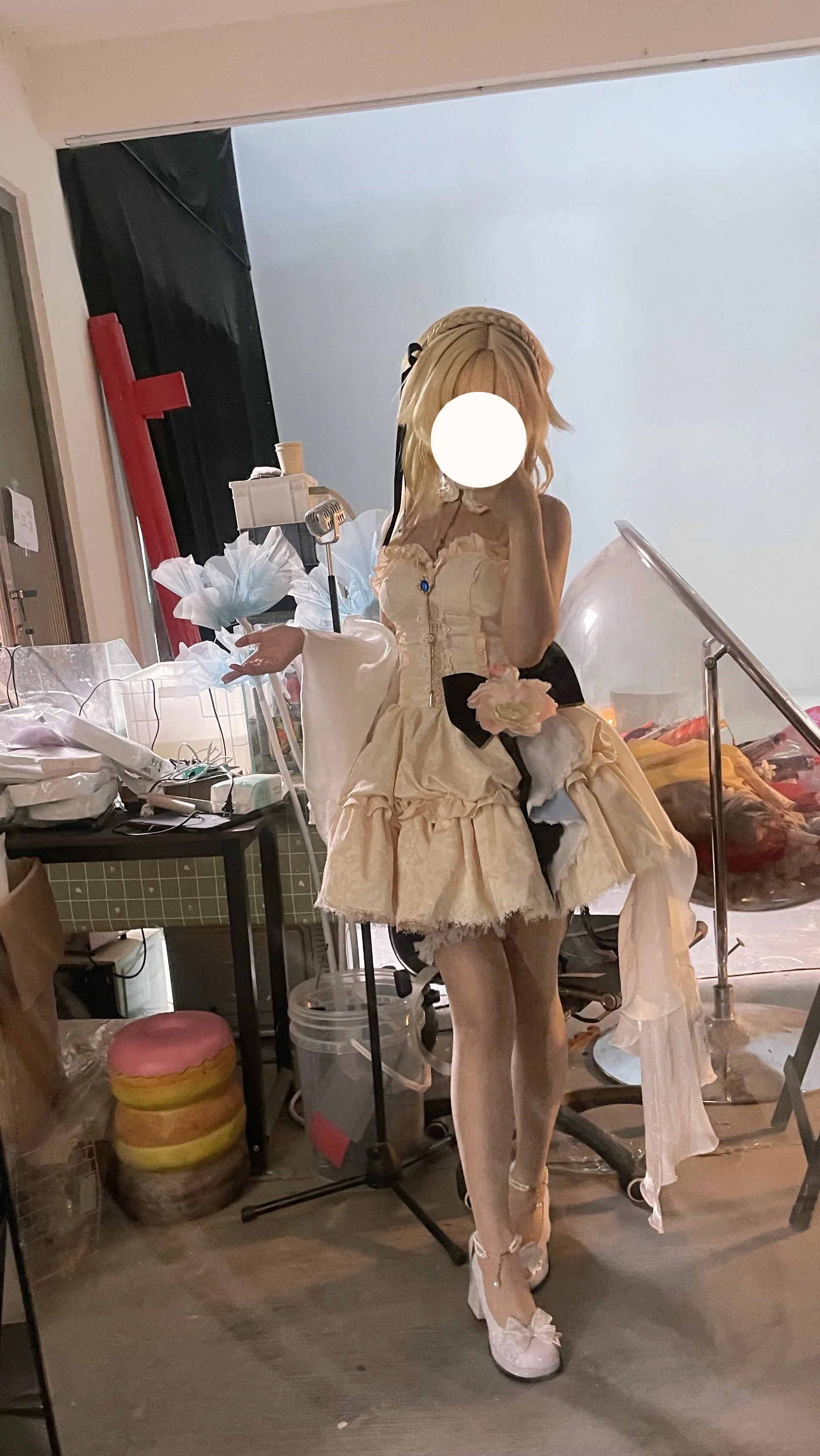 【荧cos】晚宴旅行者专属外套，这套搭配意外和谐