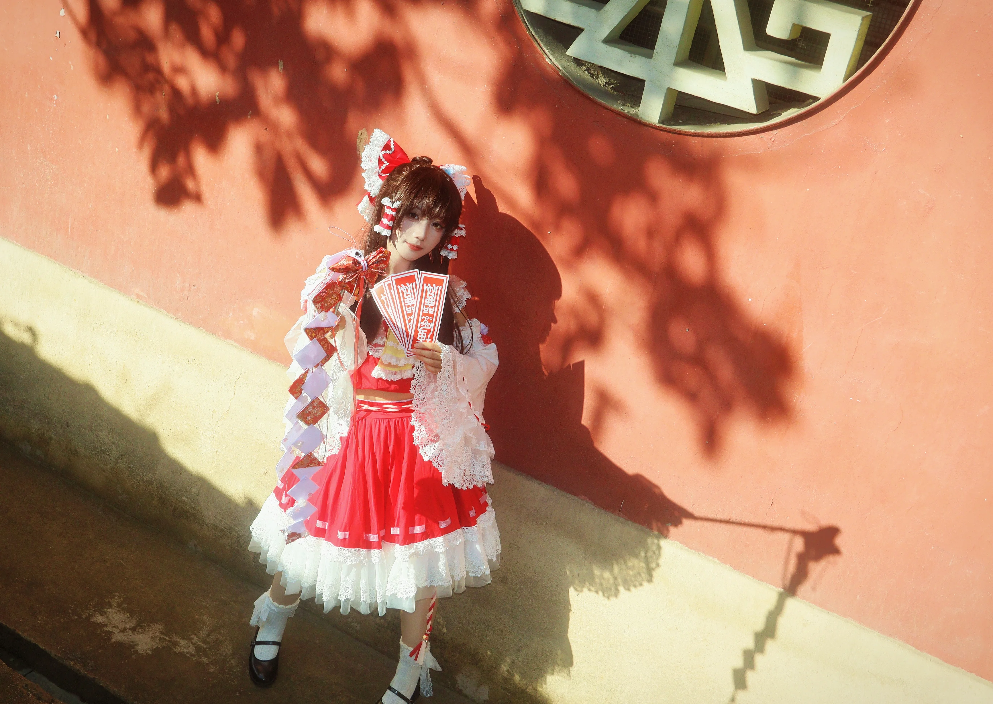 【博丽灵梦cos】春日林间的红白巫女，东方project外景记录 - 第 5 张