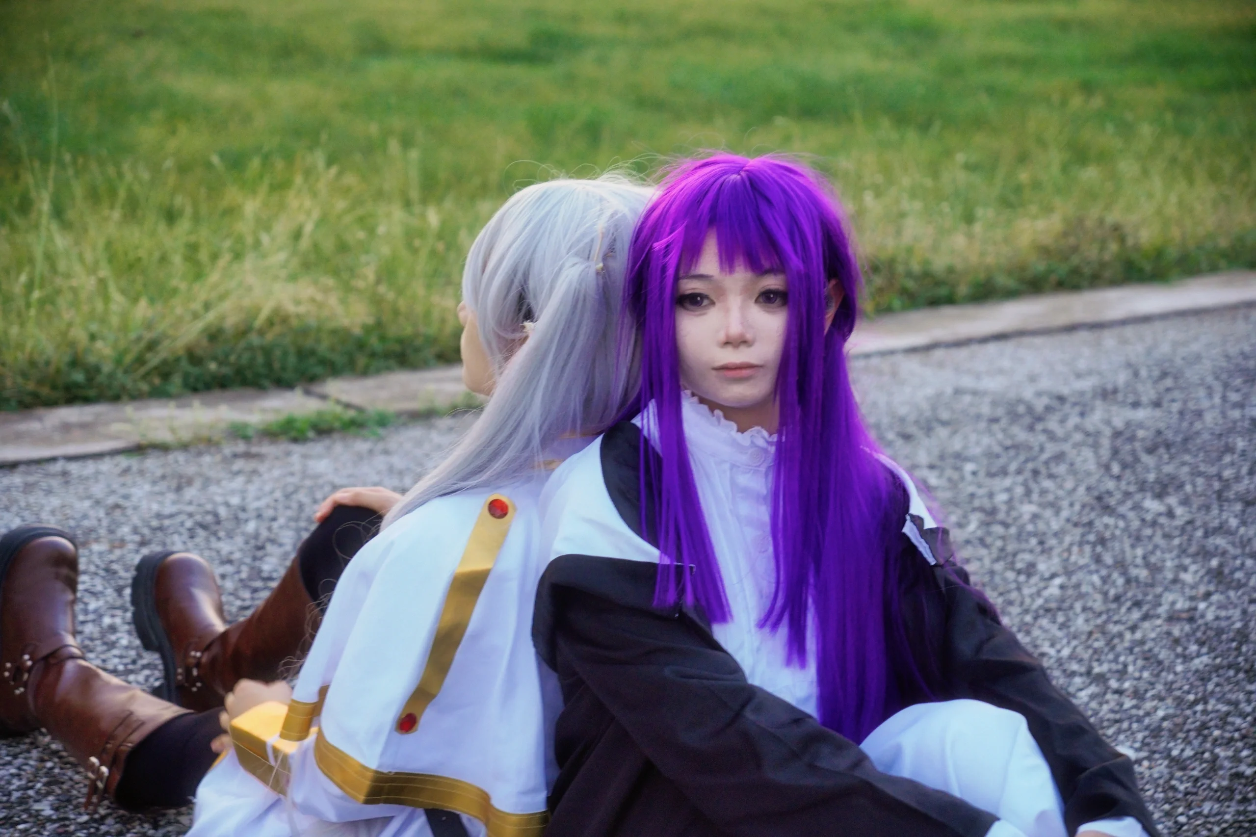 【芙莉蓮cos】葬送的芙莉蓮，草地裡的精靈與紫發魔法師 - 第 8 張