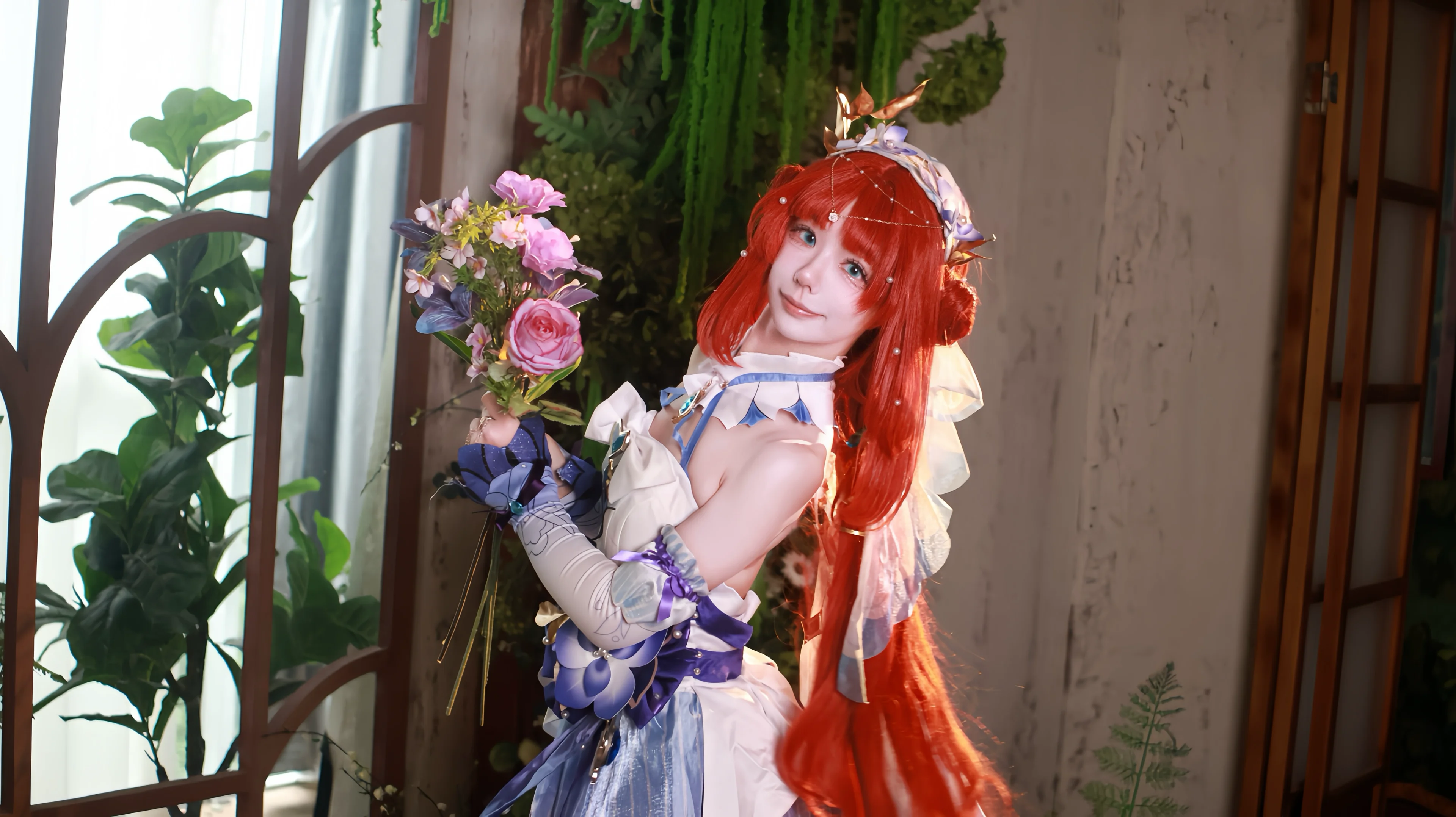 【妮露cos】被花丛环绕的阳光时刻 - 第 3 张