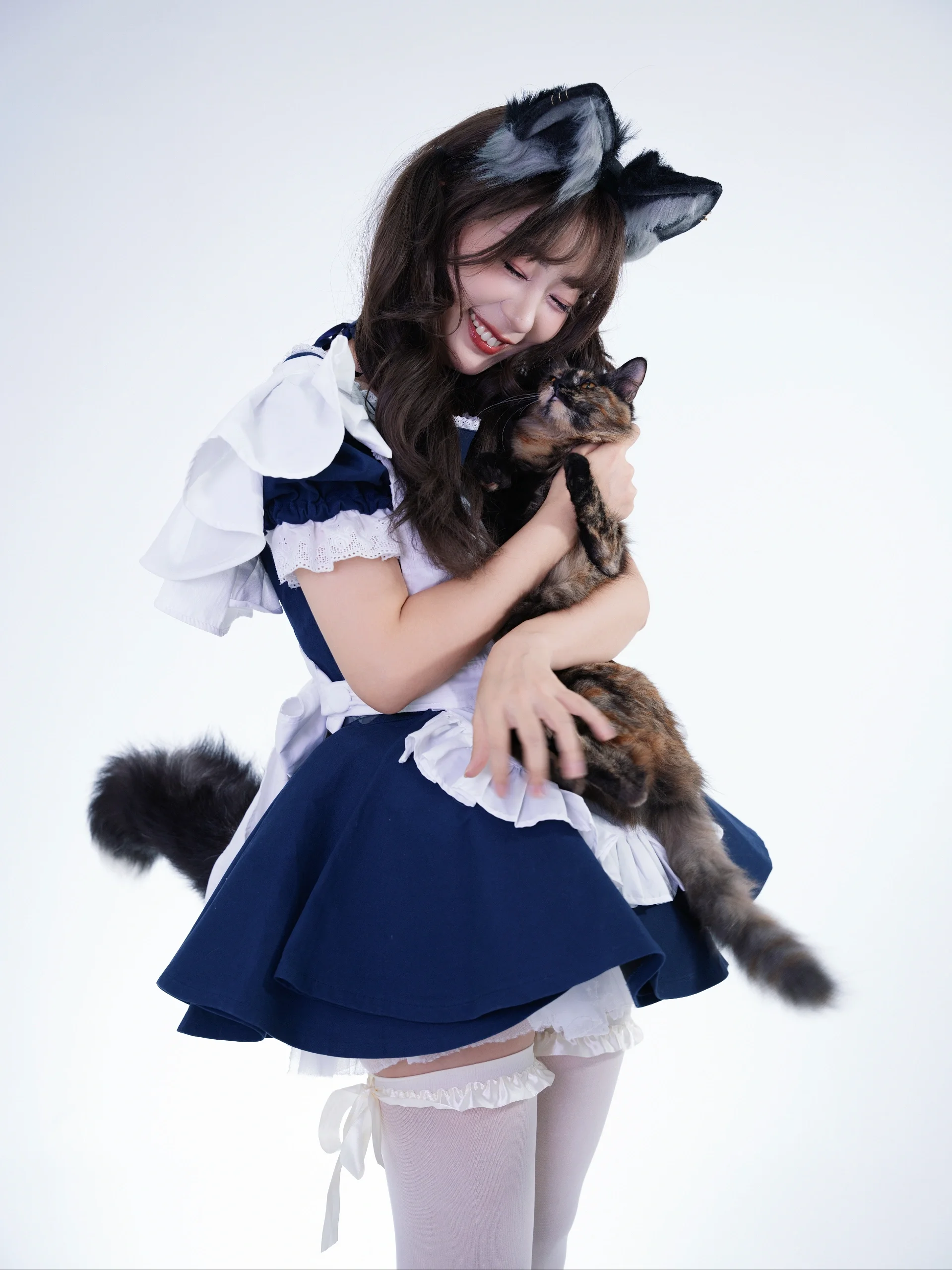A Vibrant Catgirl Maid Outfit Pose Reference Set - Image 10