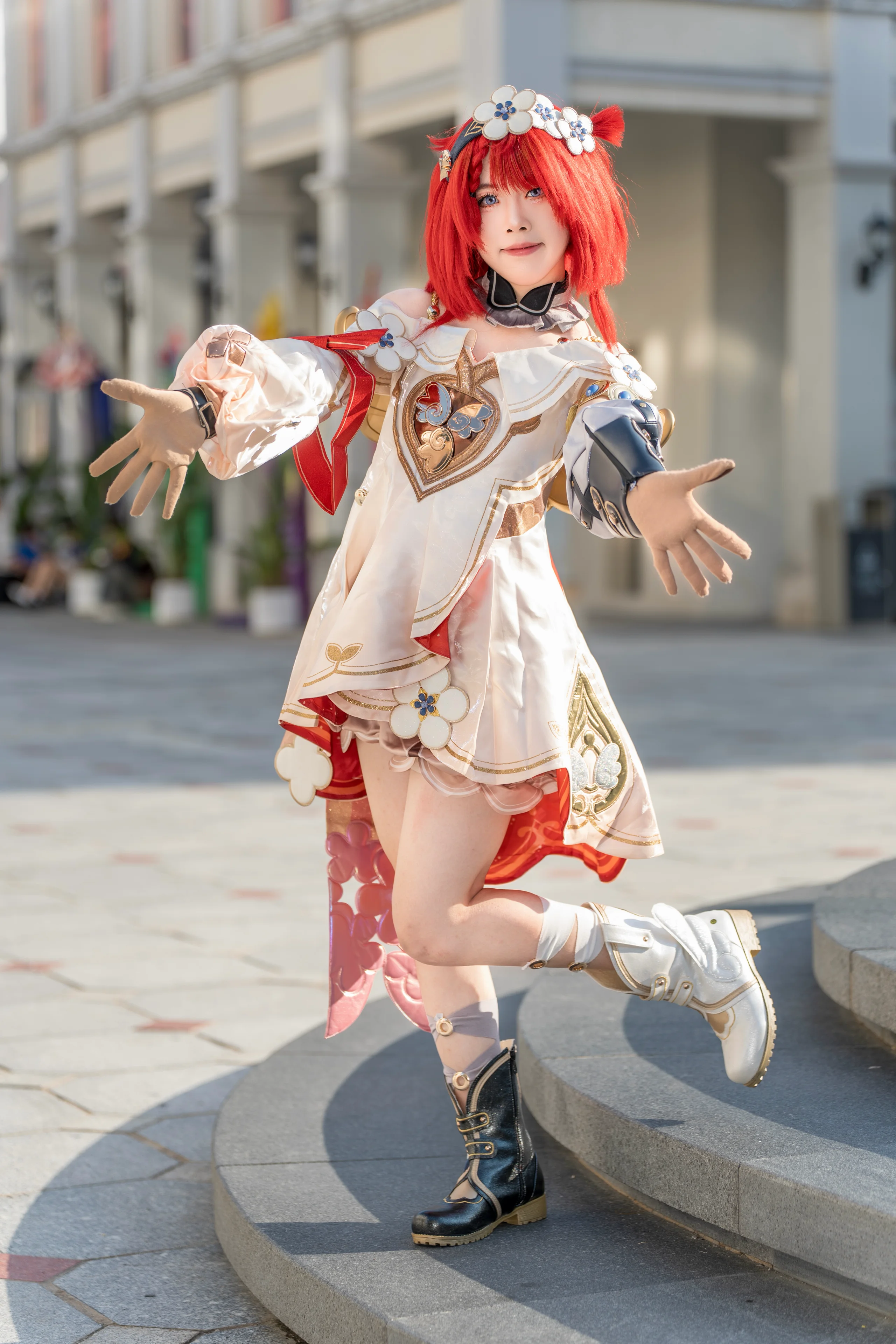 【缇宝cos】崩坏星穹铁道里的红发小可爱，萌力全开