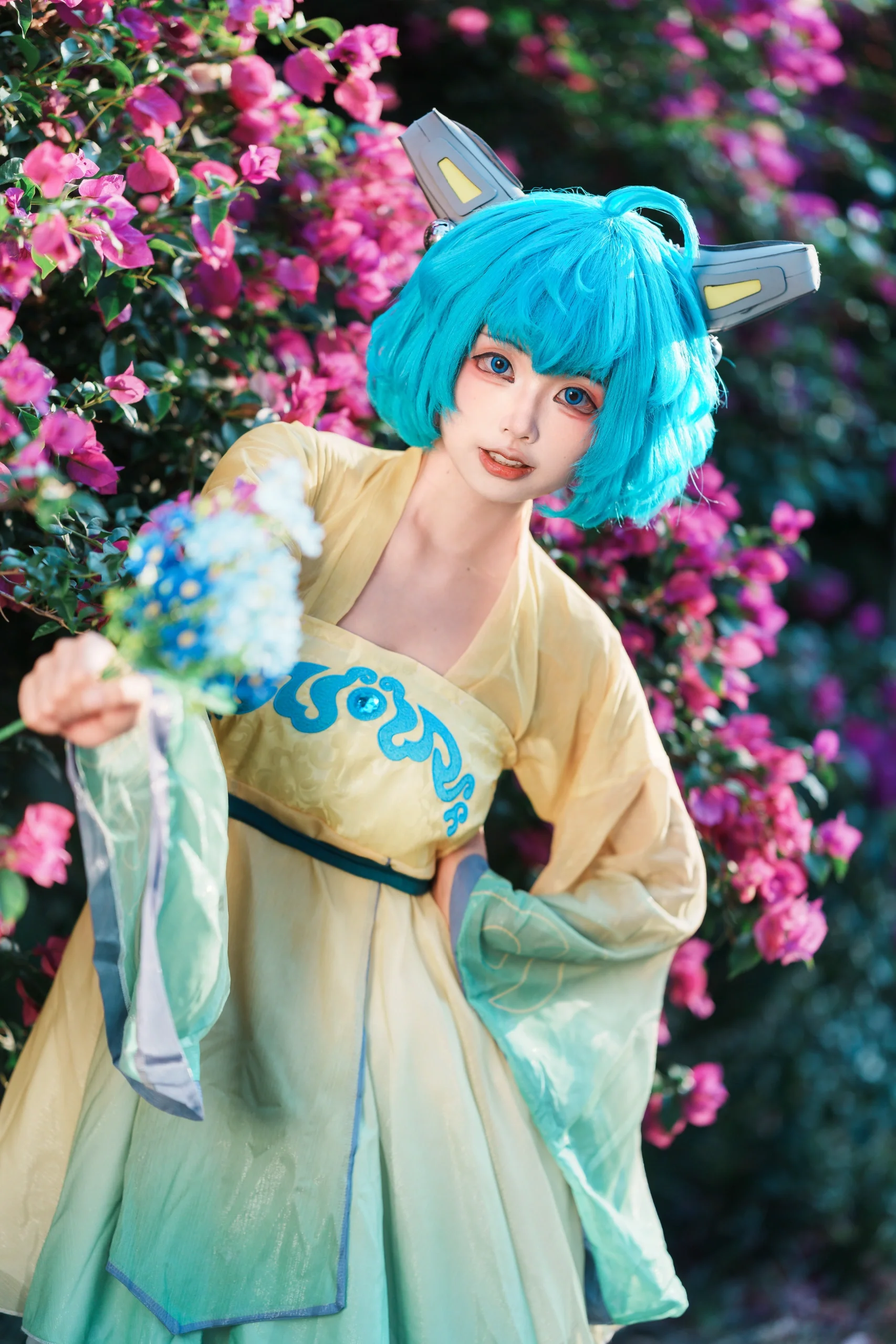 【蔡文姬时之祈愿cos】成都植物园绣球花海里的光影记录 - 第 10 张