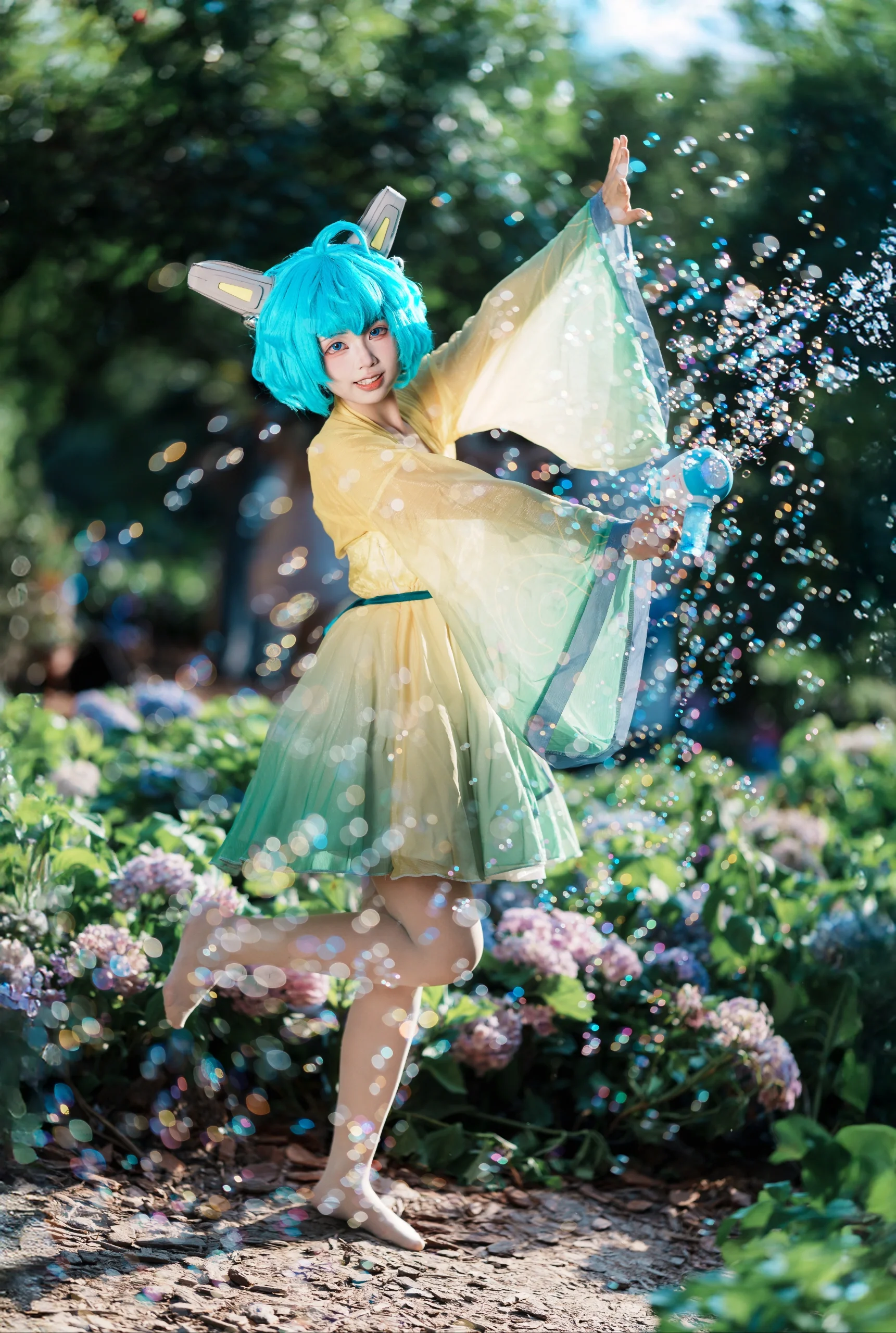 【蔡文姬时之祈愿cos】成都植物园绣球花海里的光影记录 - 第 9 张