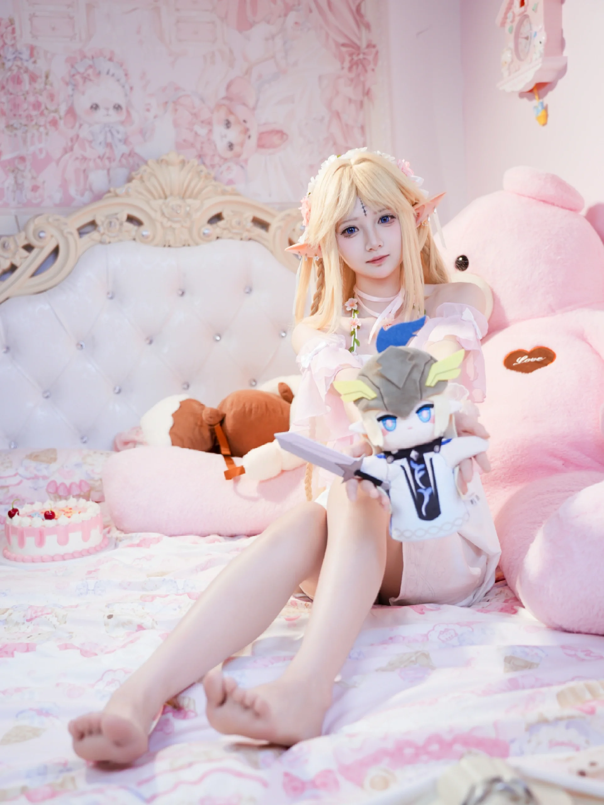 【卡提希娅cos】粉白系居家风，记录慵懒的精灵少女 - 第 2 张