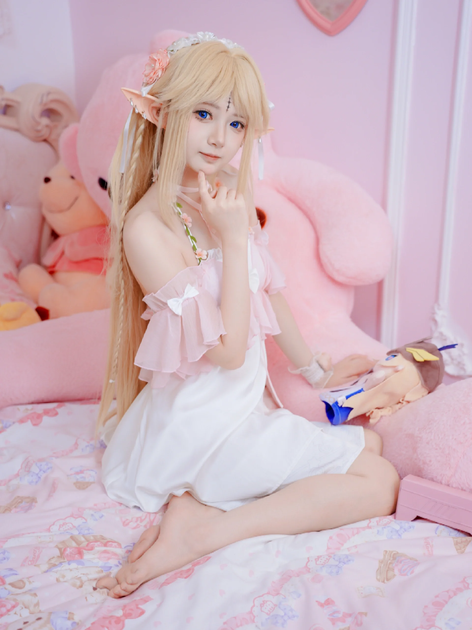 【卡提希娅cos】粉白系居家风，记录慵懒的精灵少女 - 第 5 张