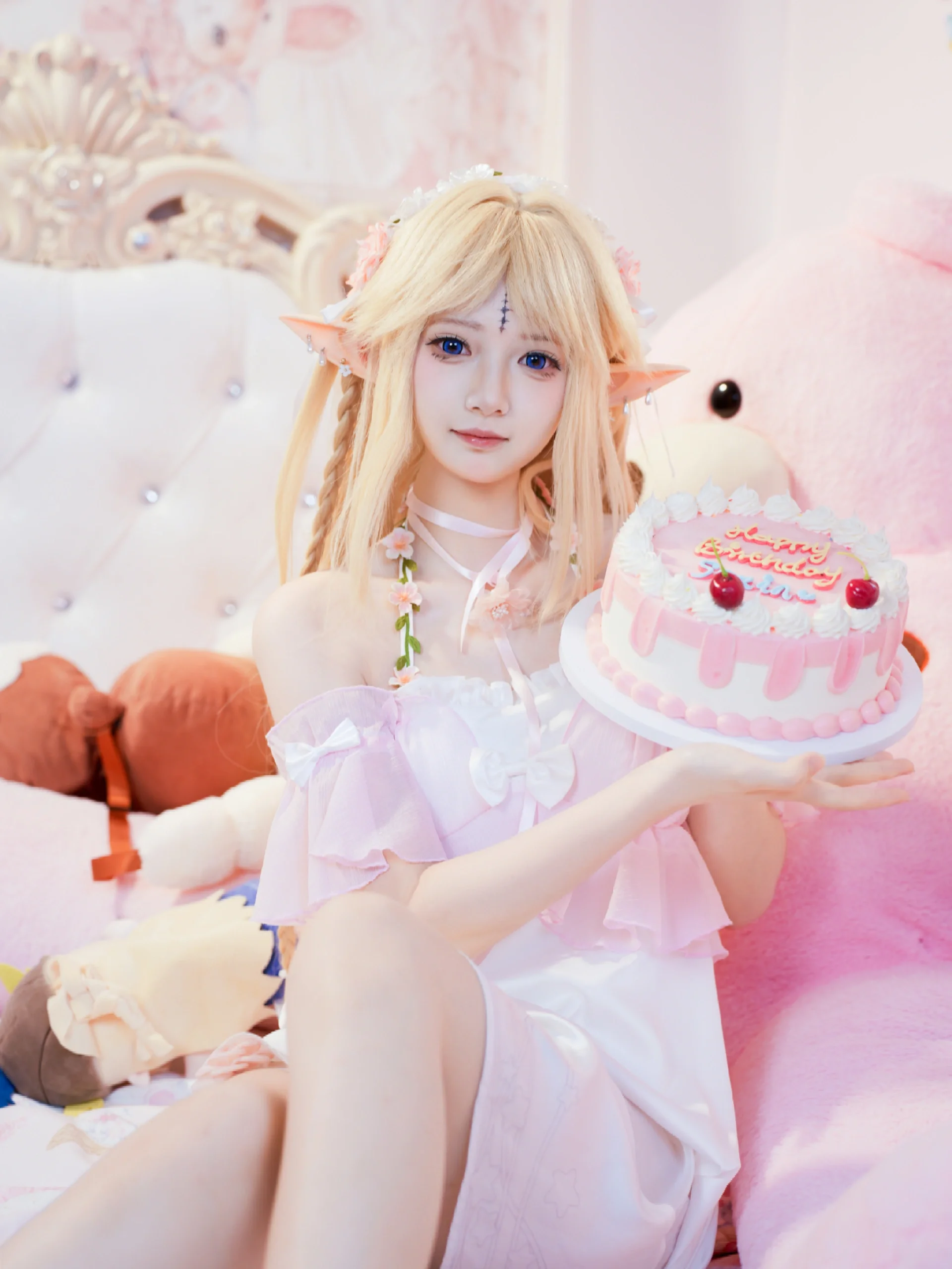 【卡提希娅cos】粉白系居家风，记录慵懒的精灵少女 - 第 8 张