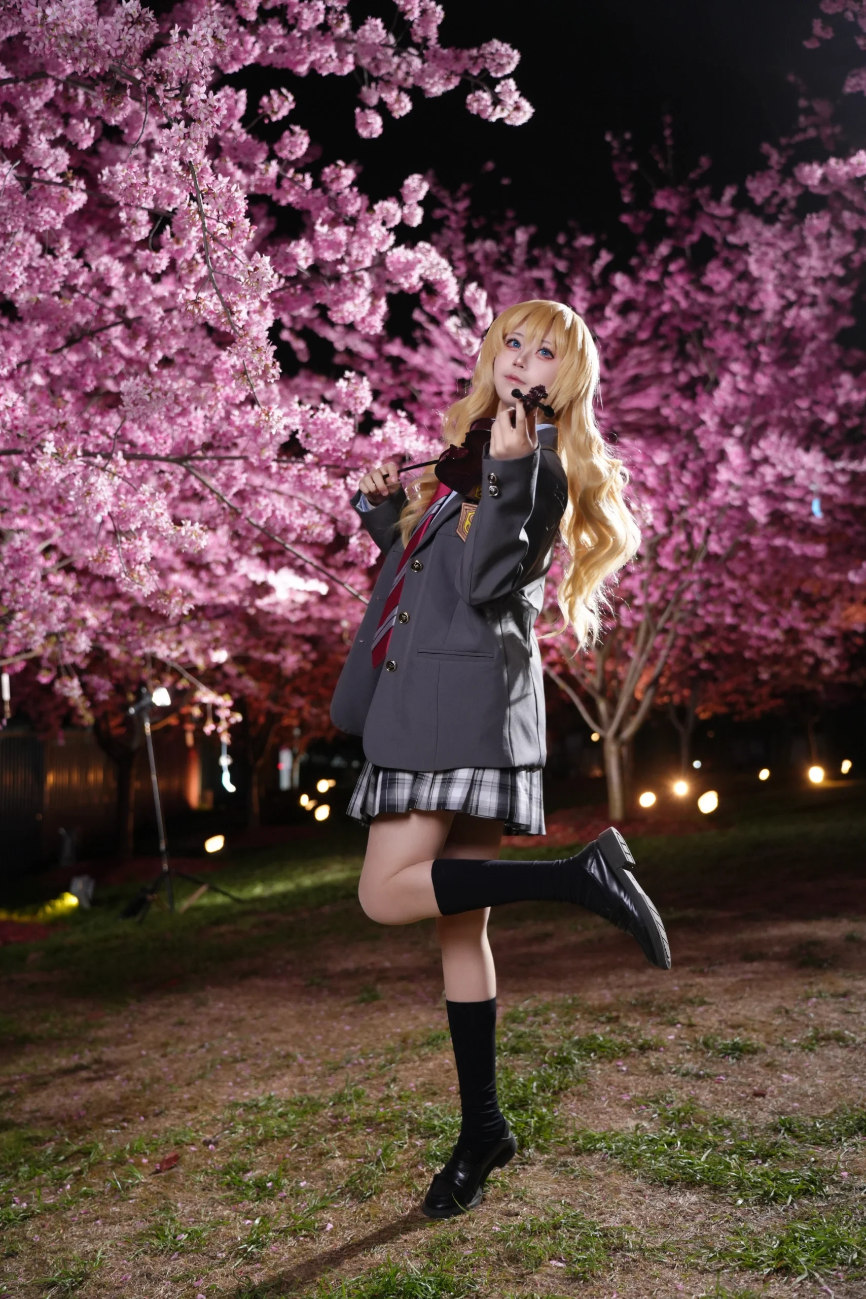 【宮園かをりコスプレ】漫花荘園での夜桜撮影・無加工原画データの実録