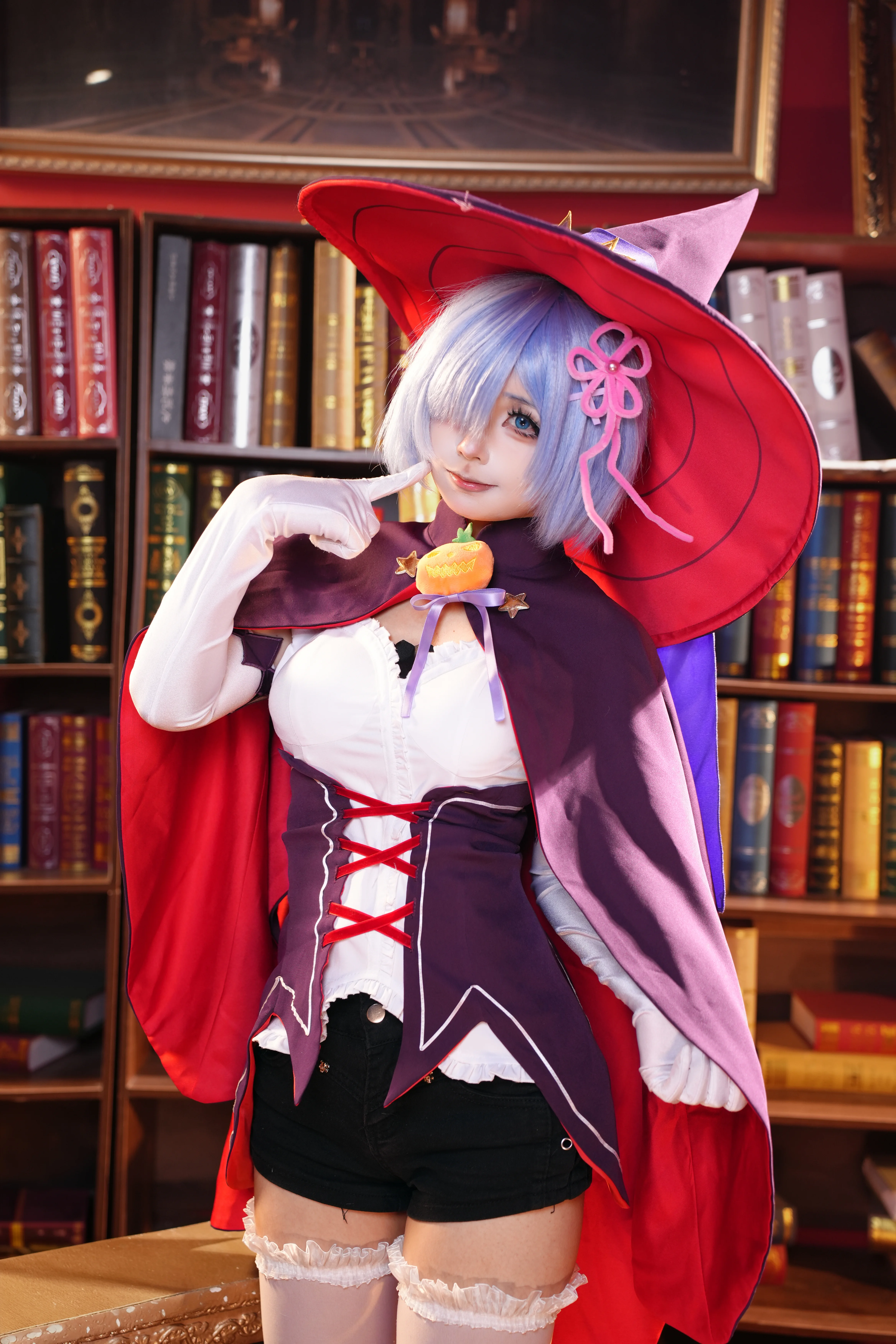 【蕾姆cos】万圣节魔法书库里的不给糖就捣蛋 - 第 8 张