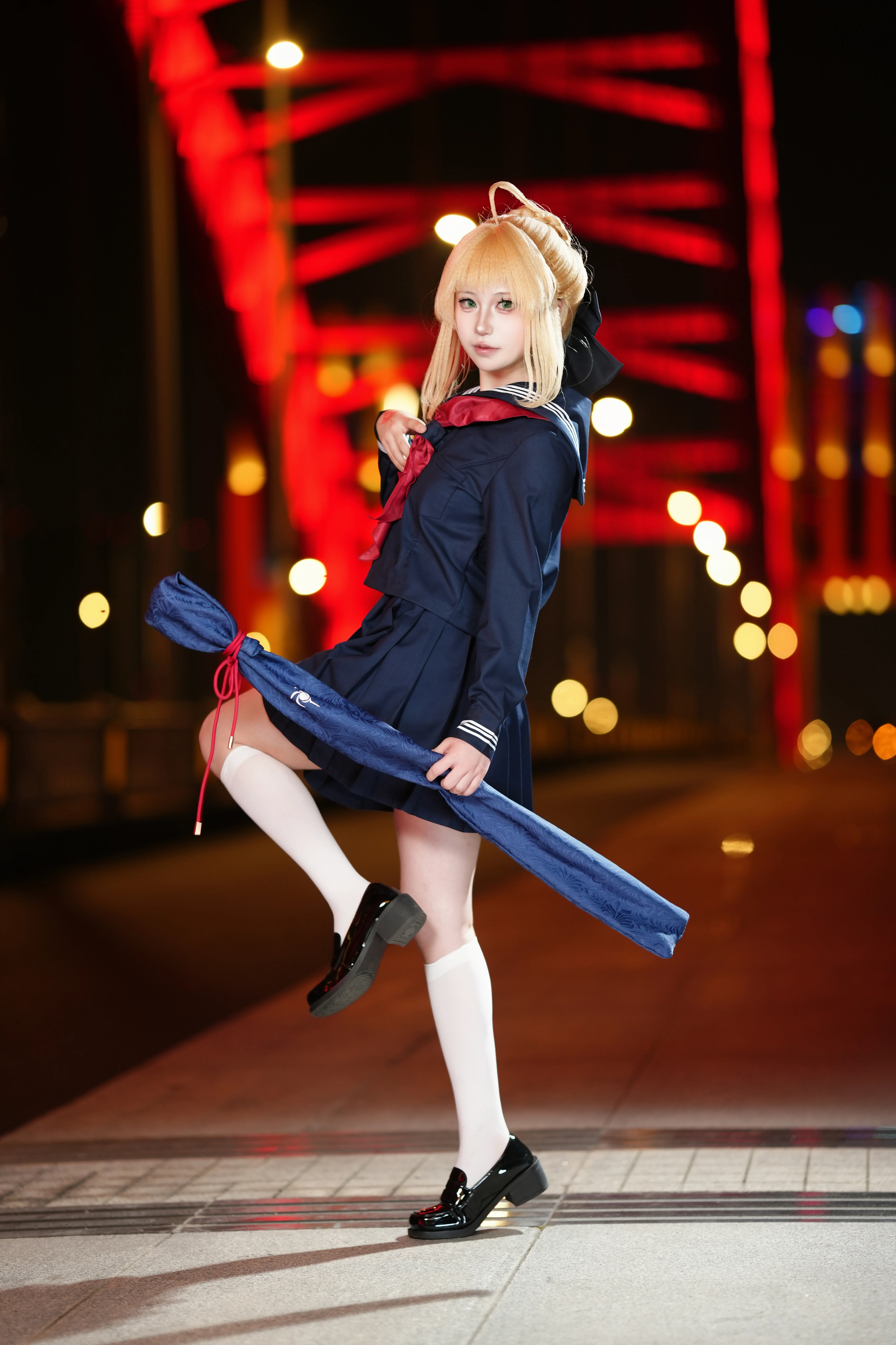 【阿尔托莉雅cos】Fate/Grand Order，夜色红桥上的御主制服