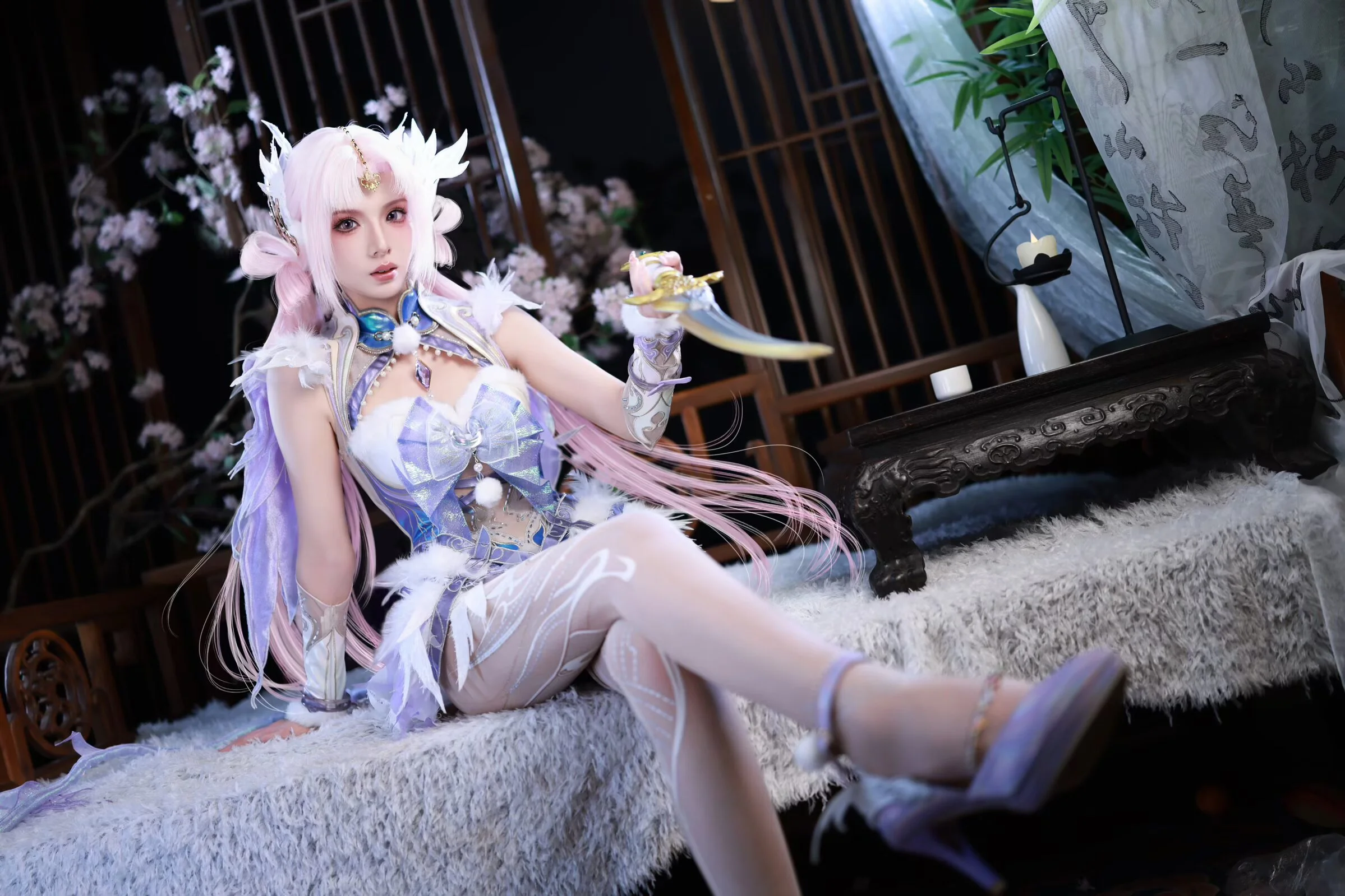[Ethereal Traditional Style Cosplay with Pink Hair and Fox Ears: This Fur Shawl Is Seriously So Hard to Wear] - Image 1